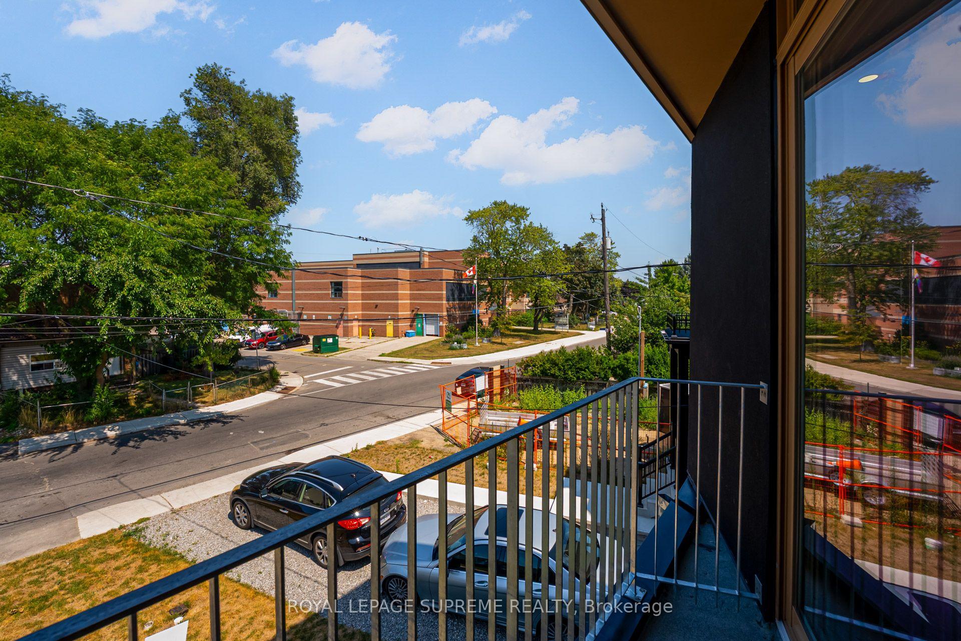Photo 17 of Unit 3, 101 Bernice Crescent, Toronto, Rockcliffe-Smythe — HOMEH