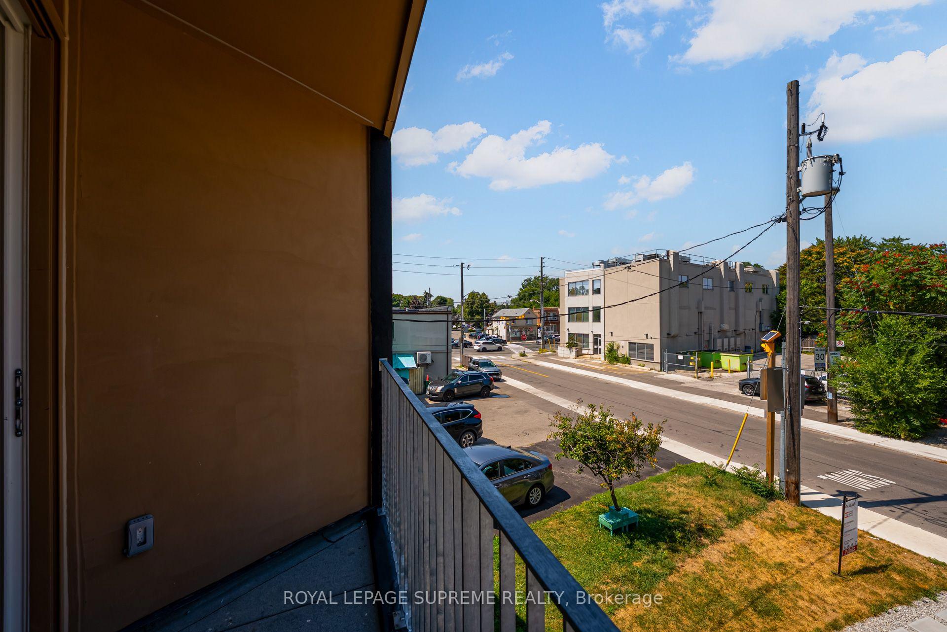 Photo 18 of Unit 3, 101 Bernice Crescent, Toronto, Rockcliffe-Smythe — HOMEH