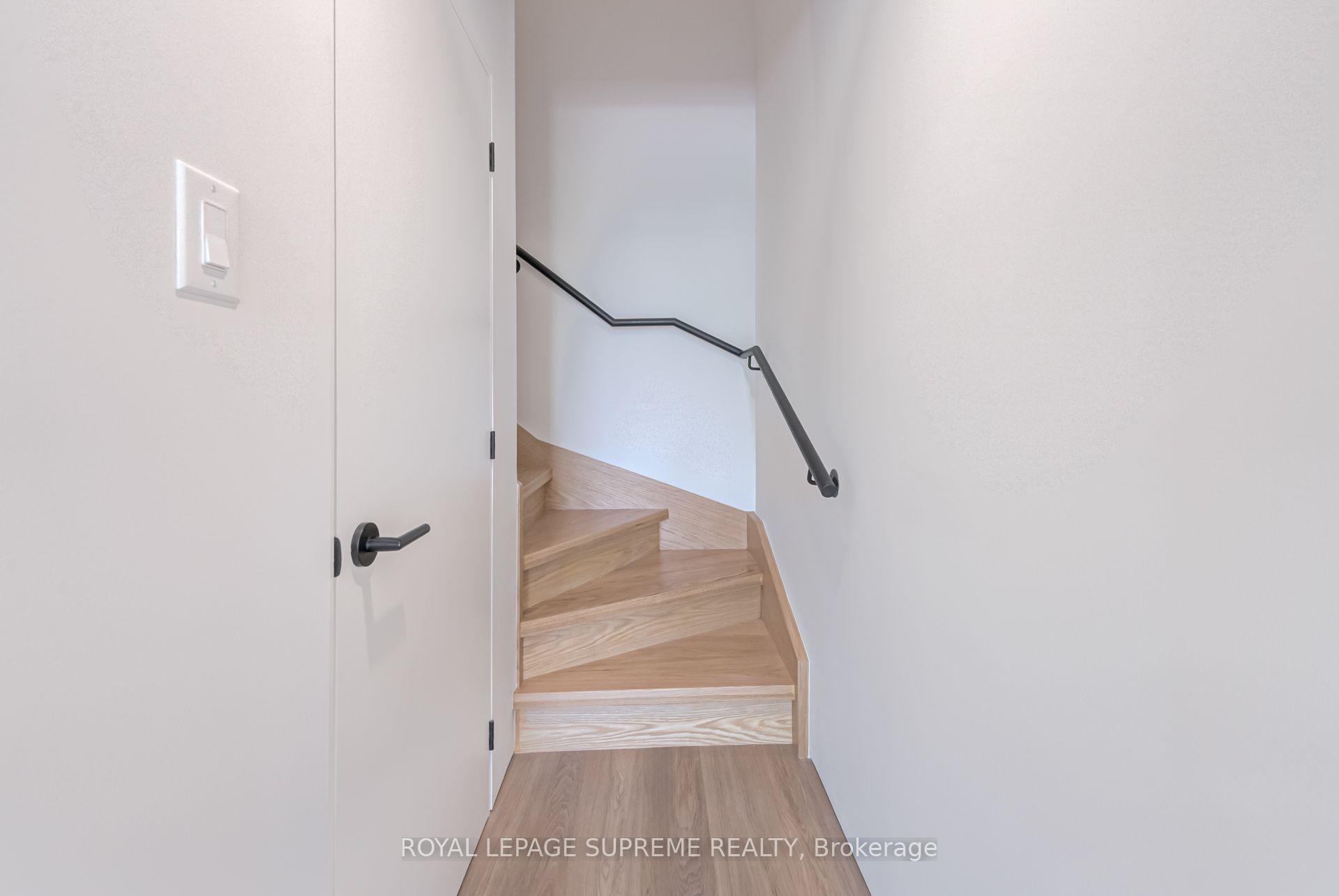 Photo 21 of Unit 3, 101 Bernice Crescent, Toronto, Rockcliffe-Smythe — HOMEH