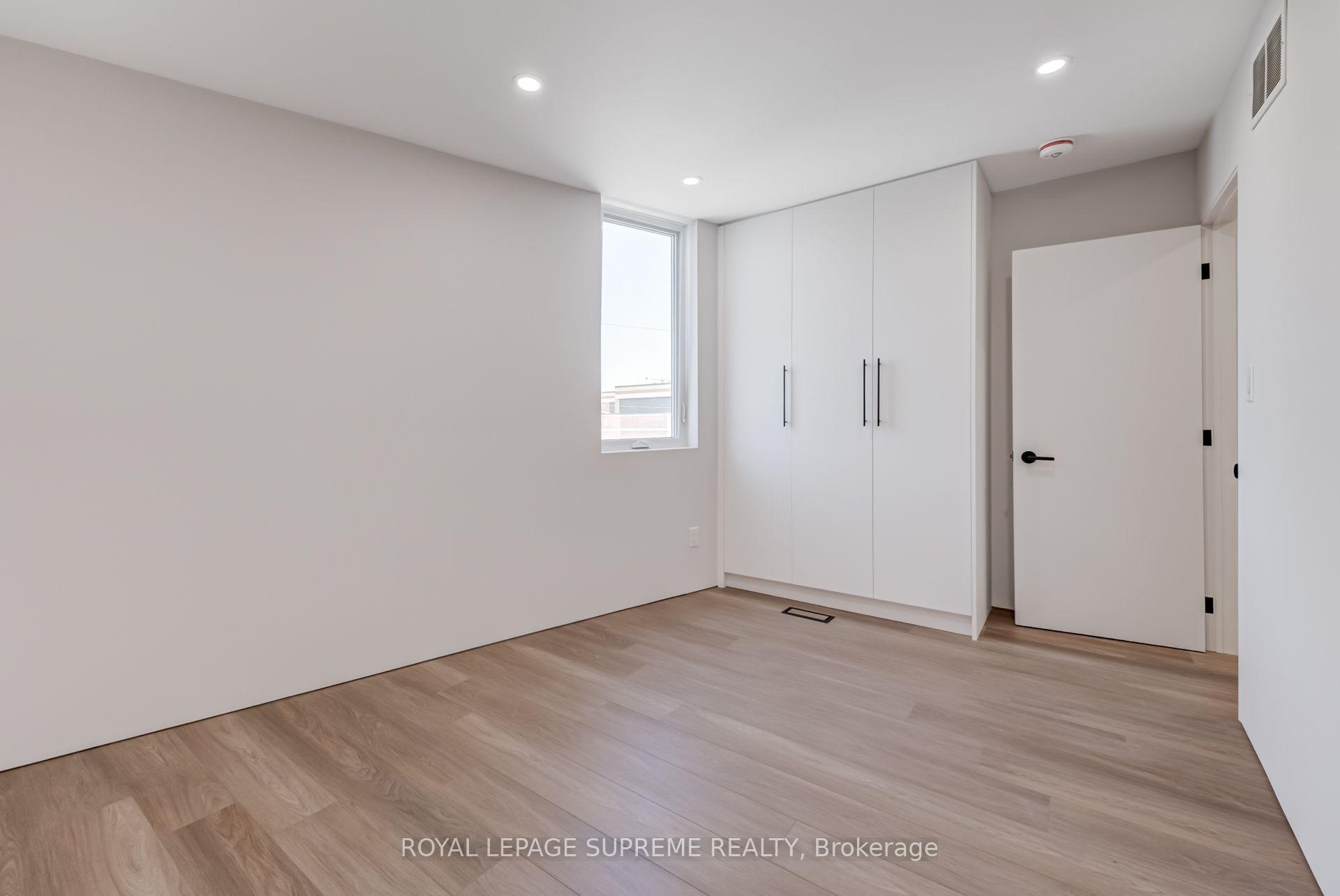 Photo 25 of Unit 3, 101 Bernice Crescent, Toronto, Rockcliffe-Smythe — HOMEH