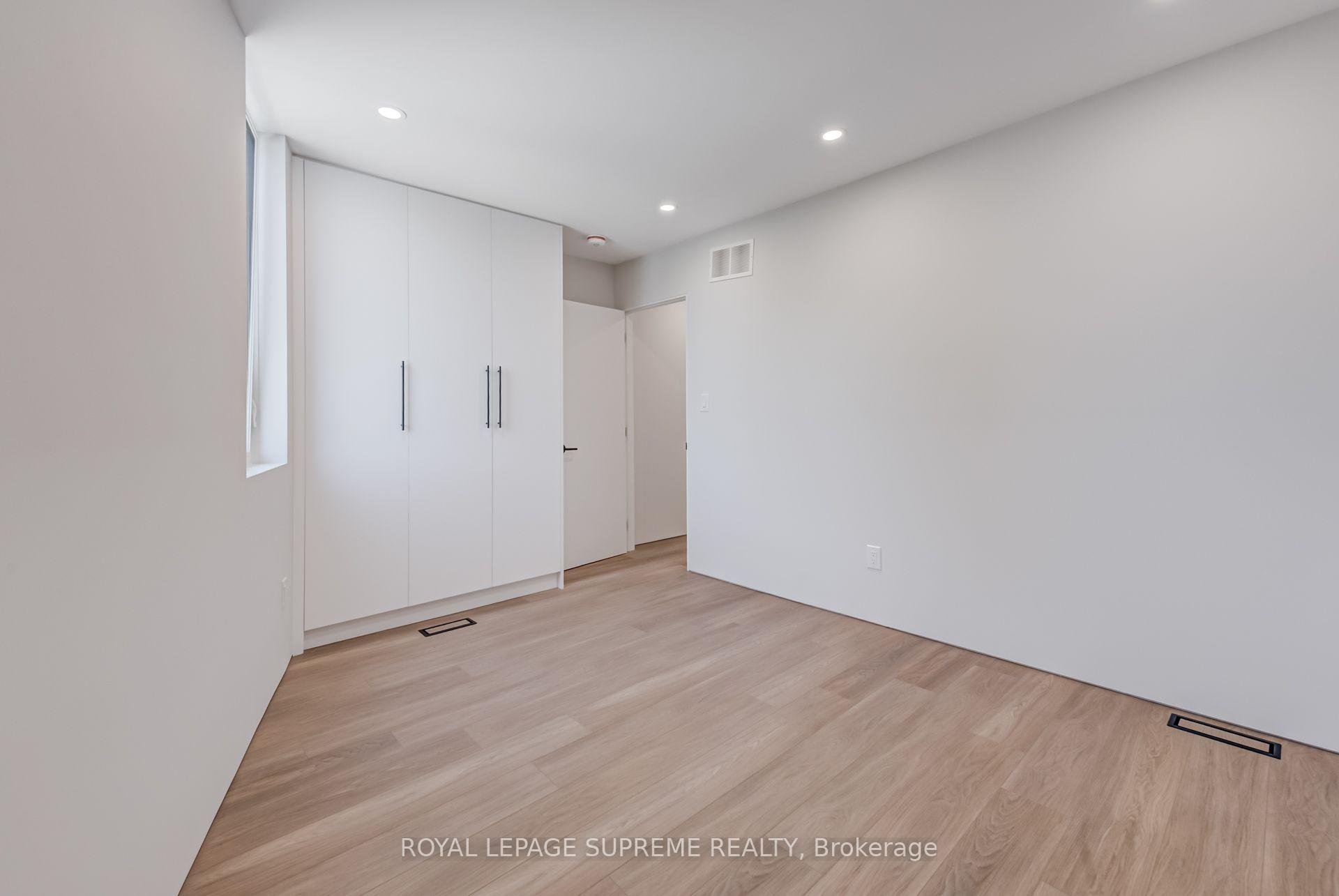 Photo 26 of Unit 3, 101 Bernice Crescent, Toronto, Rockcliffe-Smythe — HOMEH
