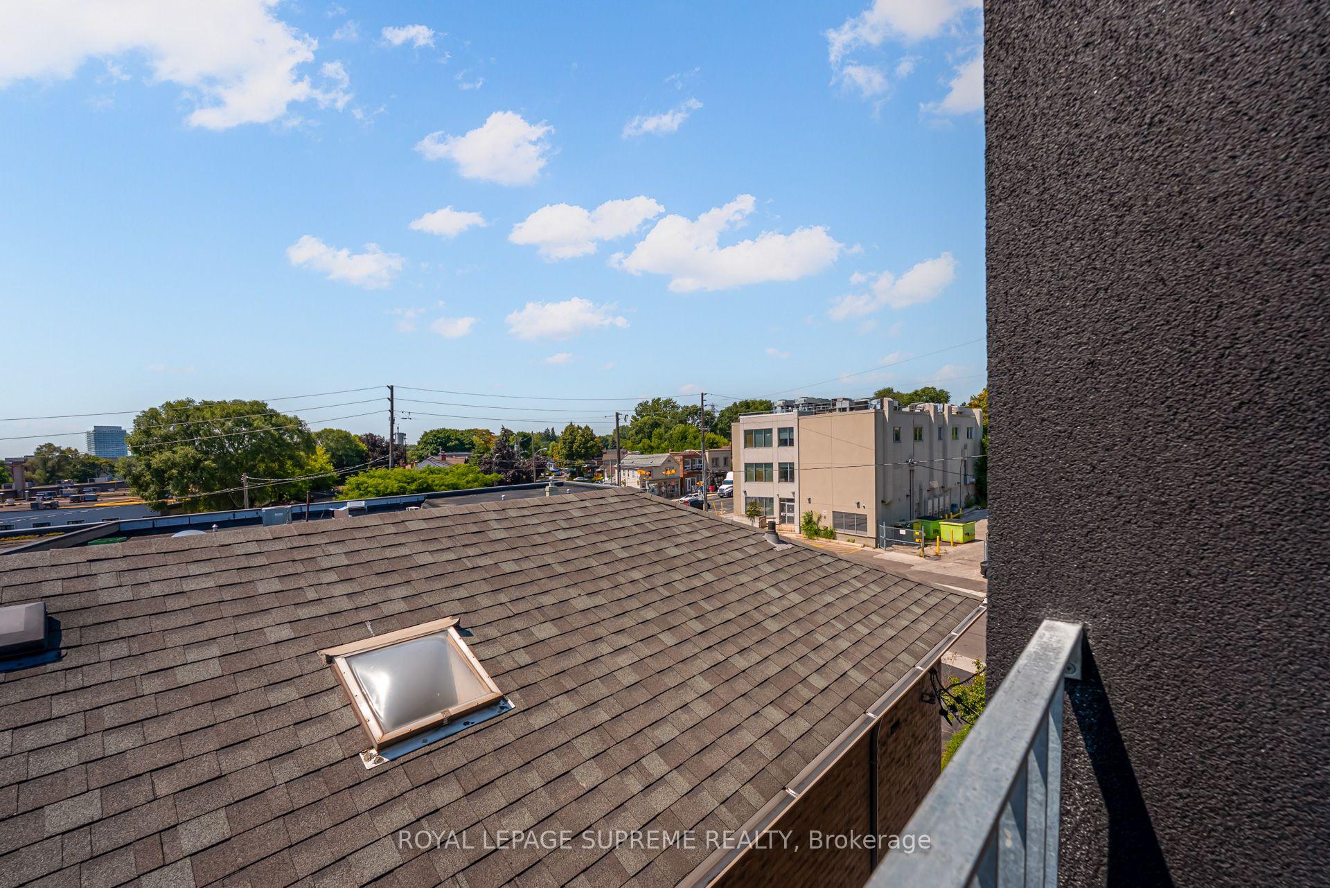 Photo 33 of Unit 3, 101 Bernice Crescent, Toronto, Rockcliffe-Smythe — HOMEH