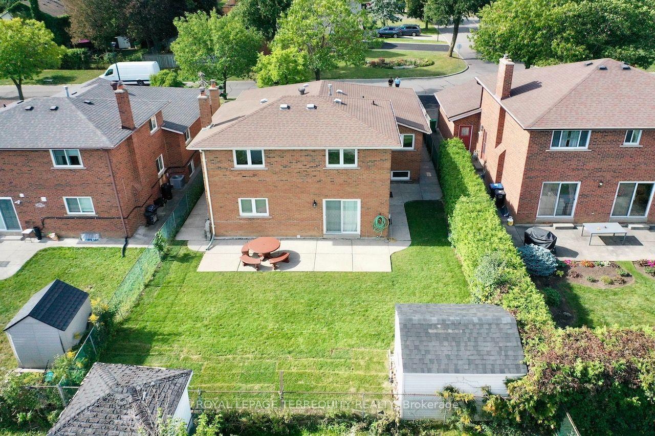 Photo 22 of Unit Lower Level, 13 Milford Crescent, Brampton, Central Park — HOMEH