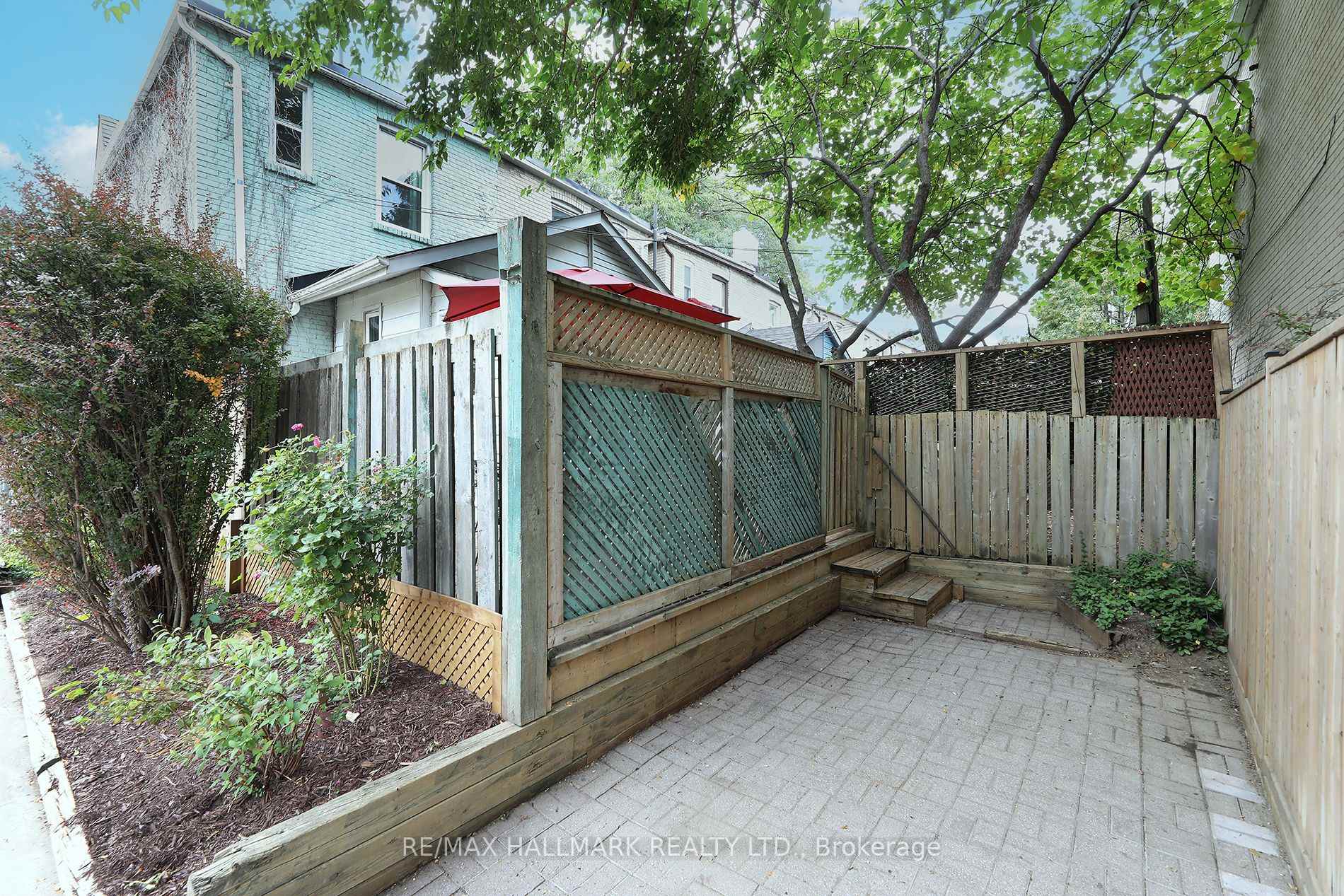 Photo 24 of 1 Lockwood Road, Toronto, The Beaches — HOMEH