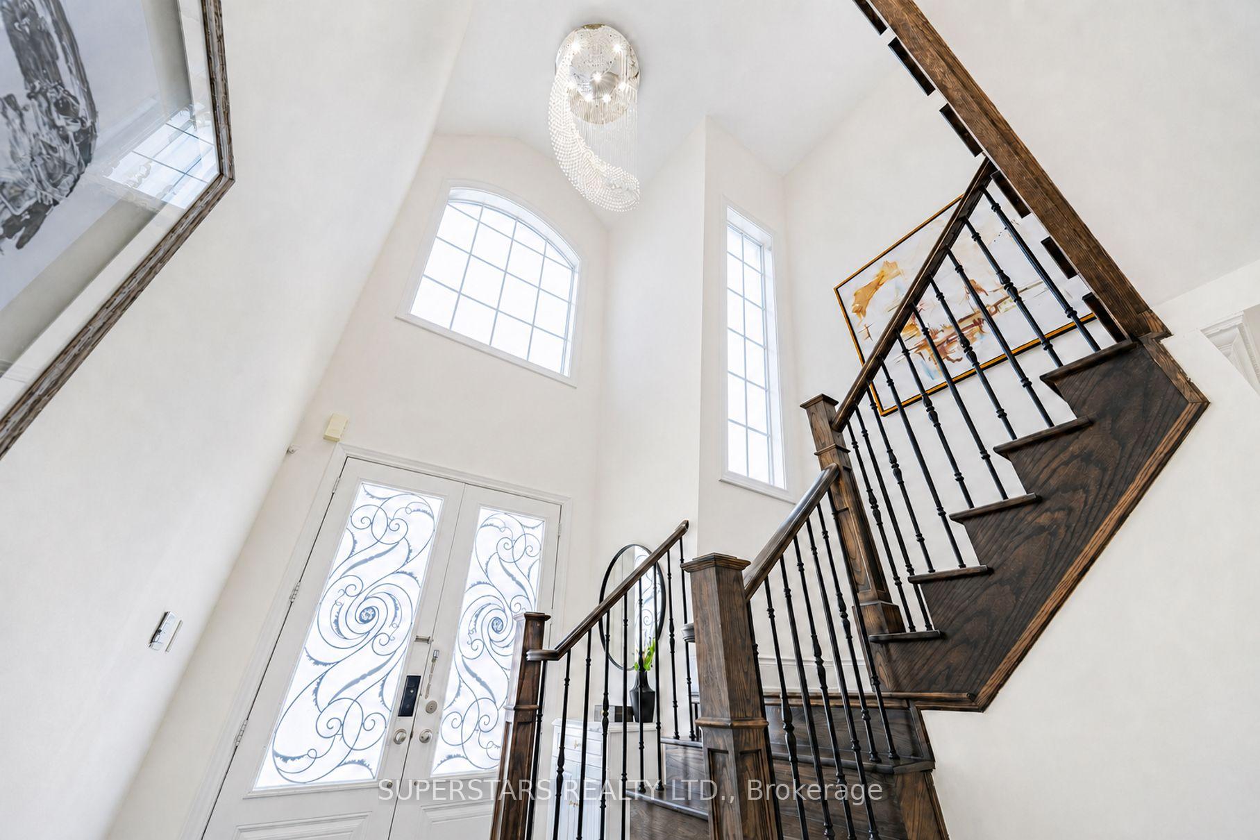 Photo 5 of 20 Wellman Drive, Richmond Hill, Oak Ridges Lake Wilcox — HOMEH