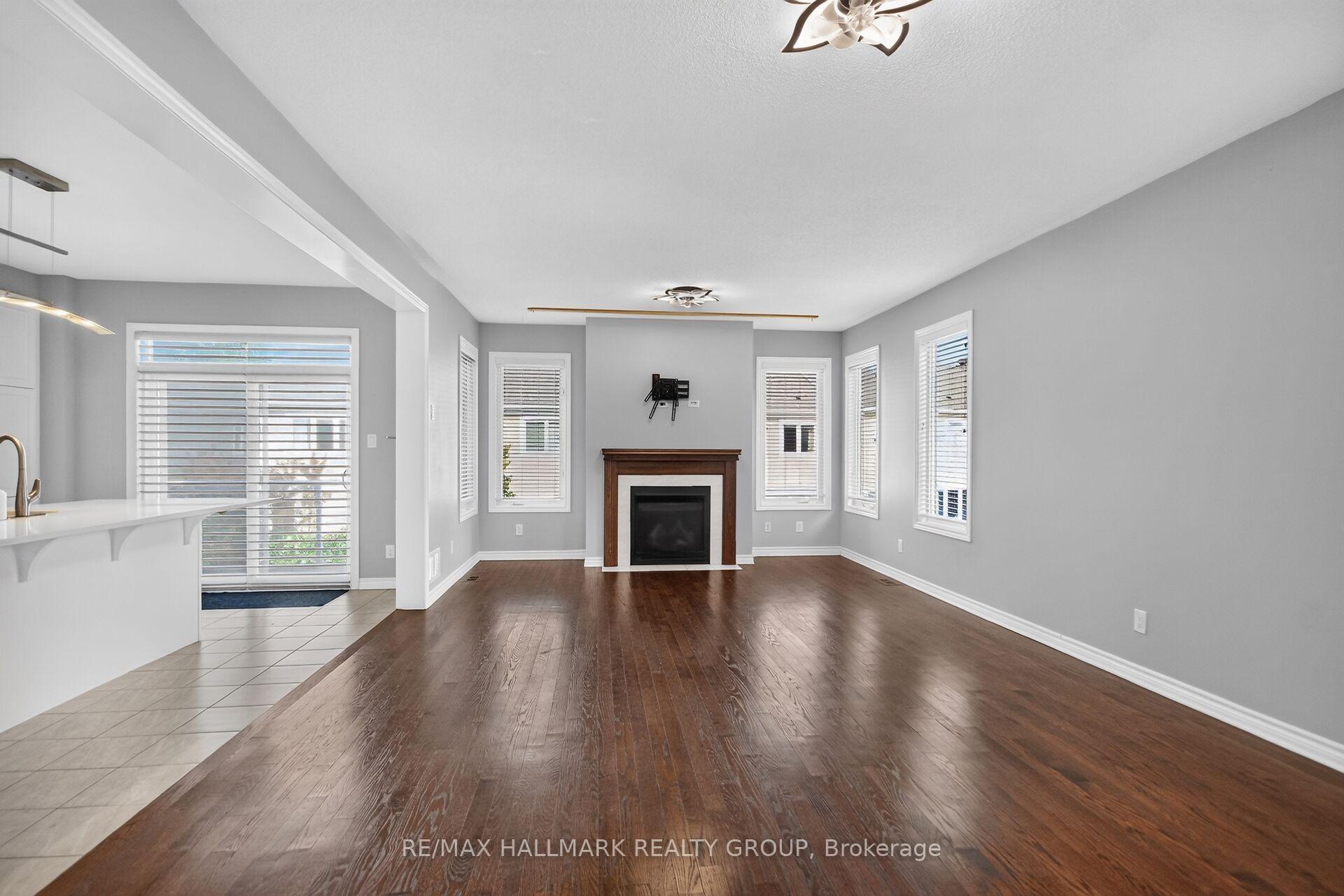 Photo 6 of 18 Sweetbay Circle, Ottawa, Stittsville (North) — HOMEH