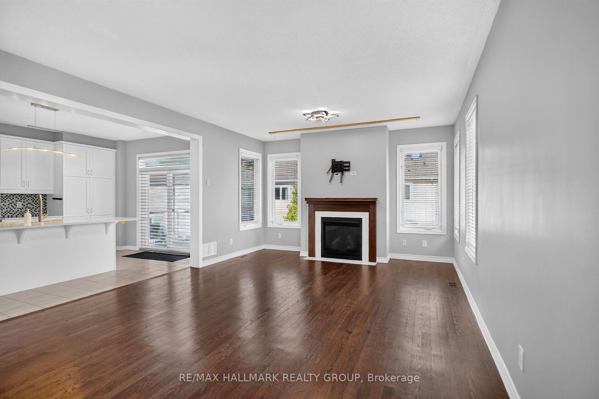 Photo 7 of 18 Sweetbay Circle, Ottawa, Stittsville (North) — HOMEH