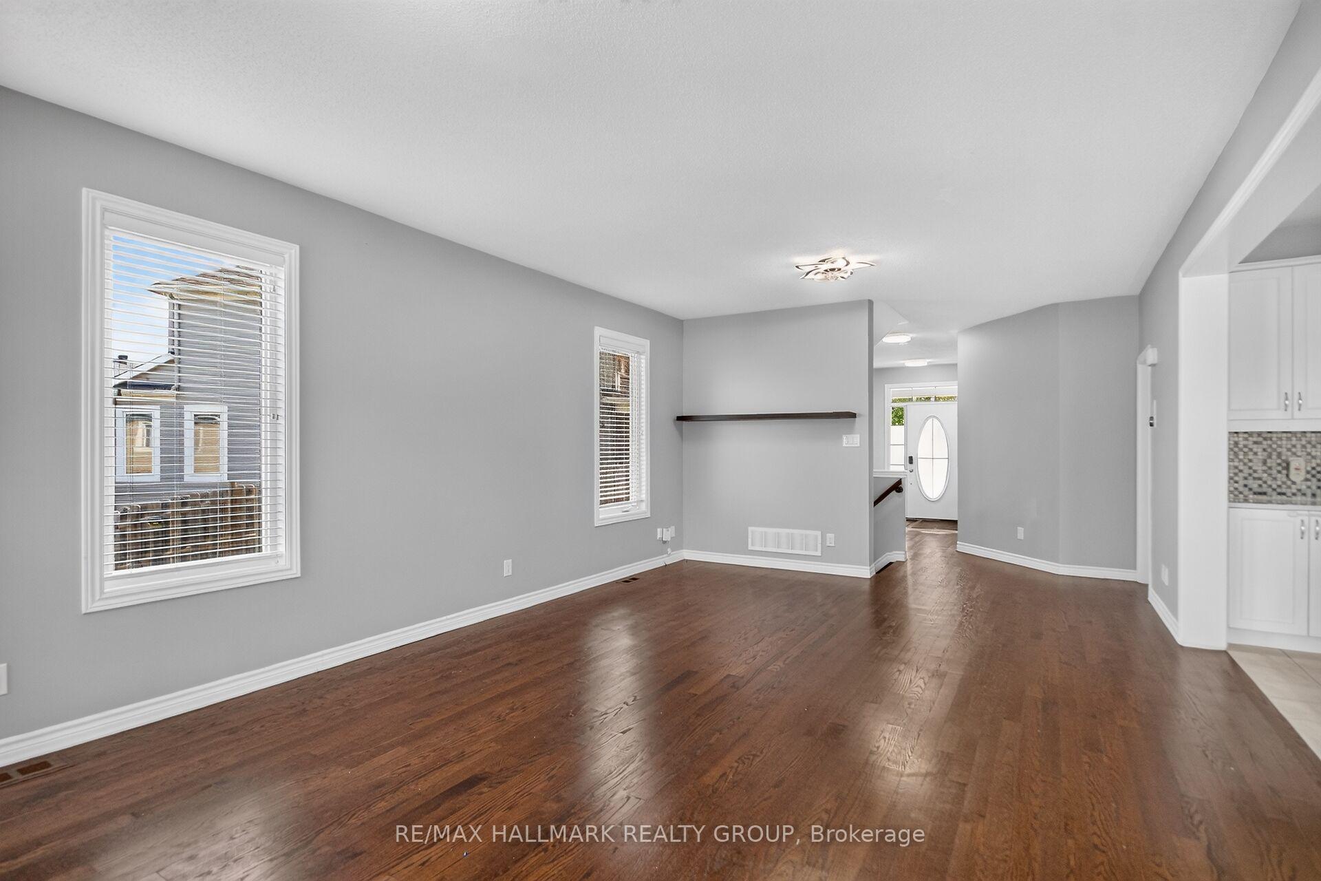 Photo 9 of 18 Sweetbay Circle, Ottawa, Stittsville (North) — HOMEH