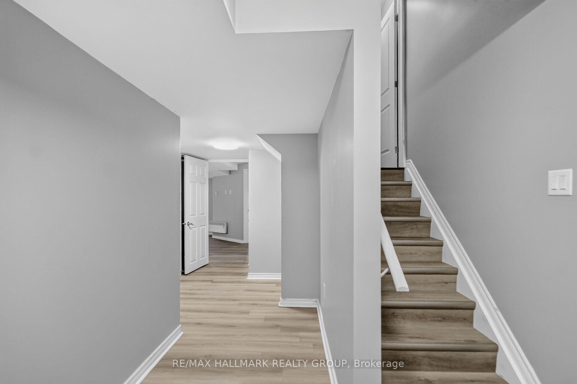 Photo 31 of 18 Sweetbay Circle, Ottawa, Stittsville (North) — HOMEH