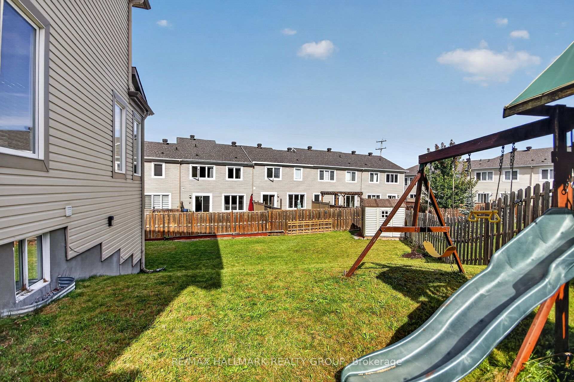 Photo 39 of 18 Sweetbay Circle, Ottawa, Stittsville (North) — HOMEH