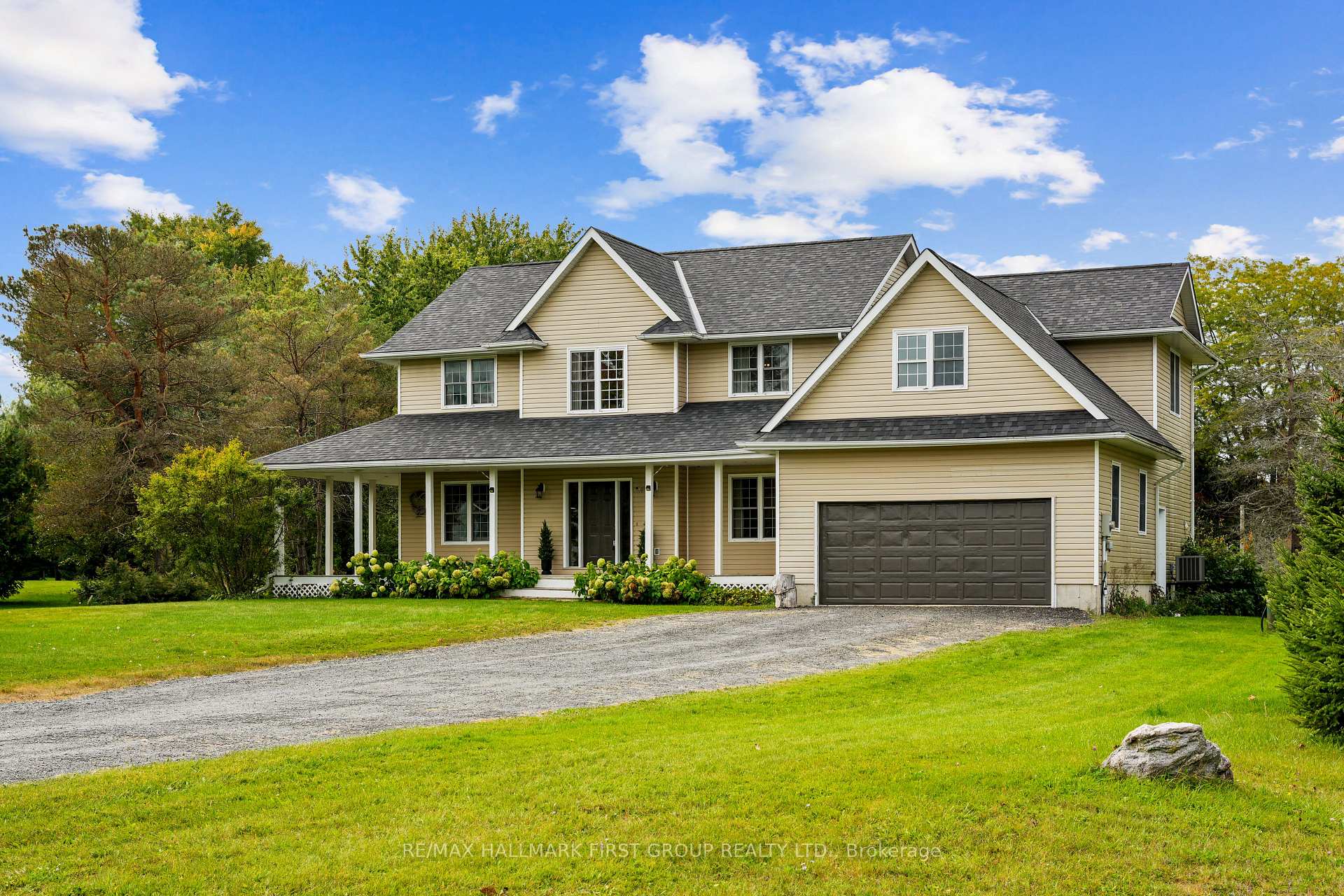 Photo of 3937 Larose Crescent