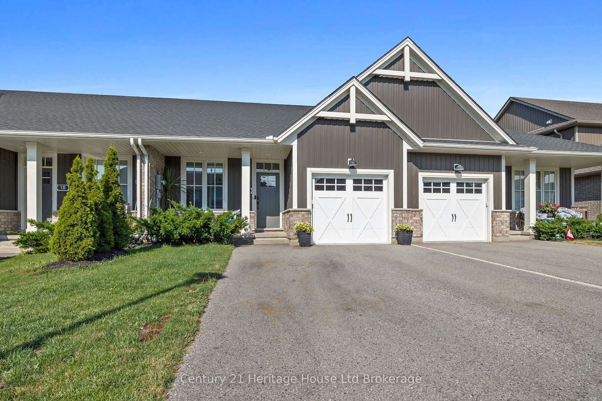 Photo of 16 Huntley Avenue