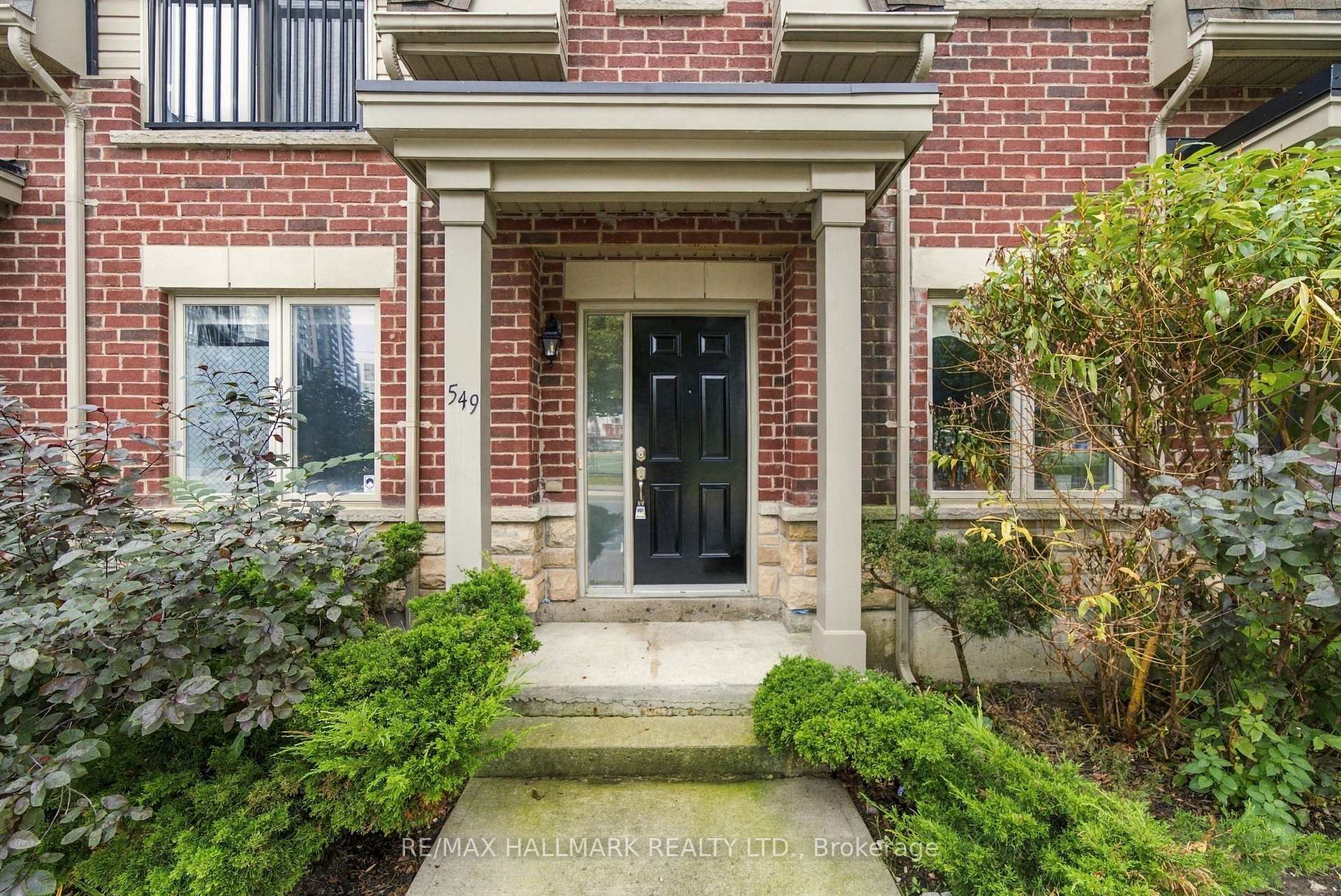 Photo 4 of 549 Shuter Street, Toronto, Regent Park — HOMEH