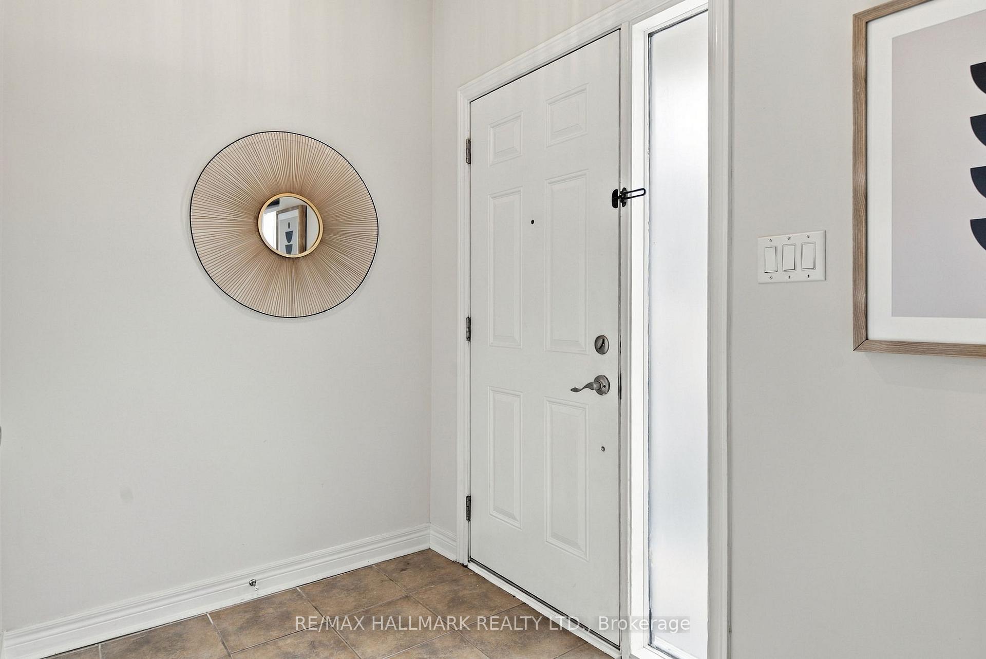 Photo 5 of 549 Shuter Street, Toronto, Regent Park — HOMEH