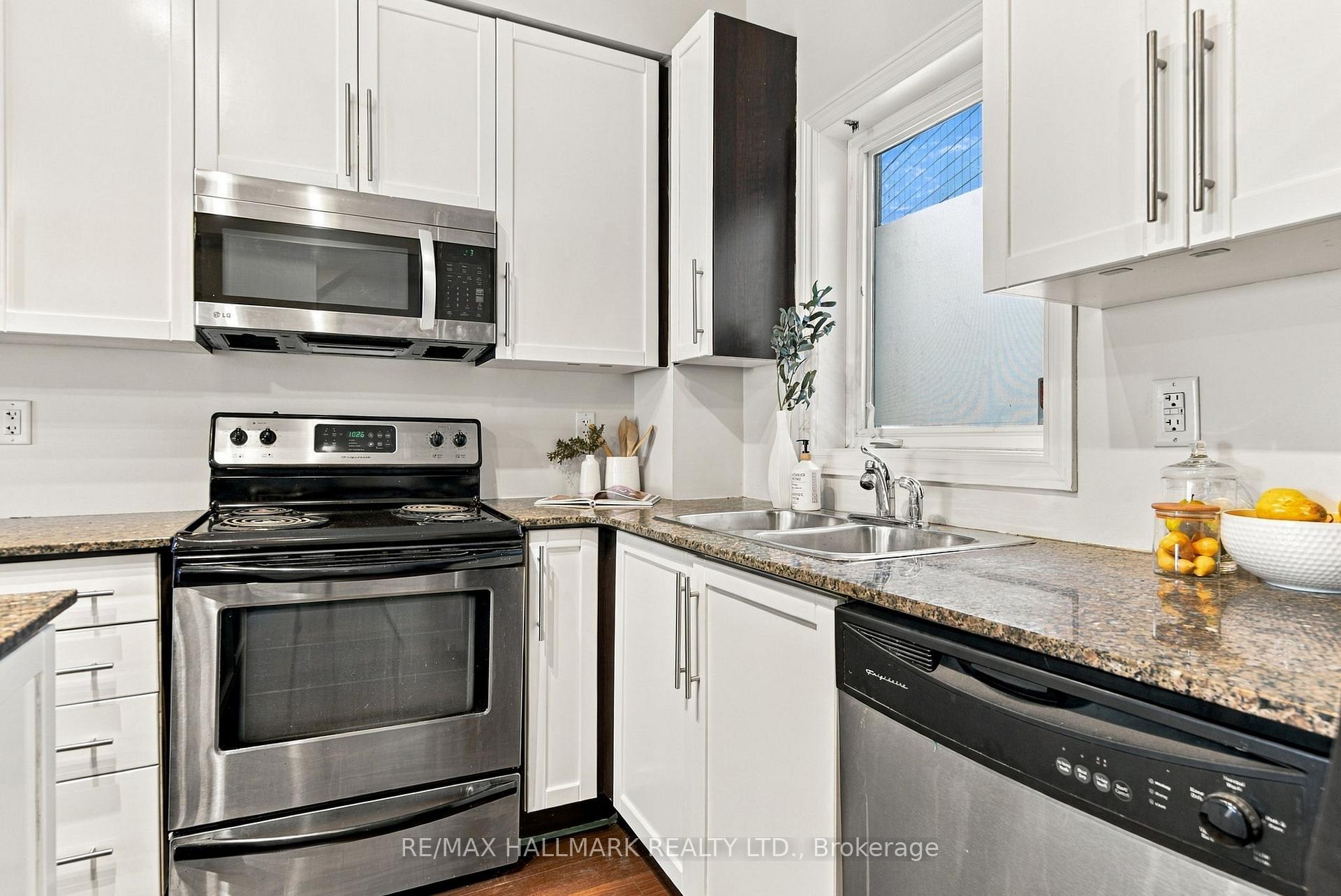 Photo 12 of 549 Shuter Street, Toronto, Regent Park — HOMEH