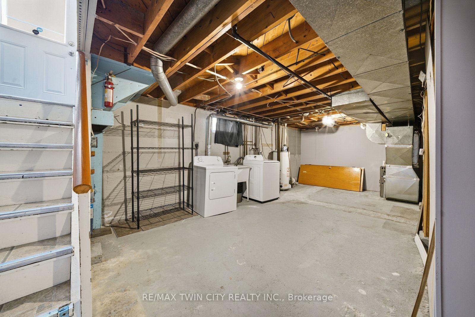 Photo 19 of 146 Superior Street, Brantford, Eagle Place East — HOMEH
