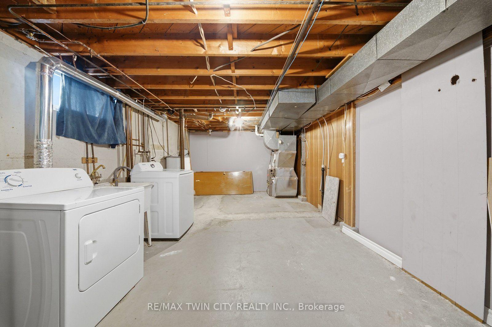 Photo 20 of 146 Superior Street, Brantford, Eagle Place East — HOMEH