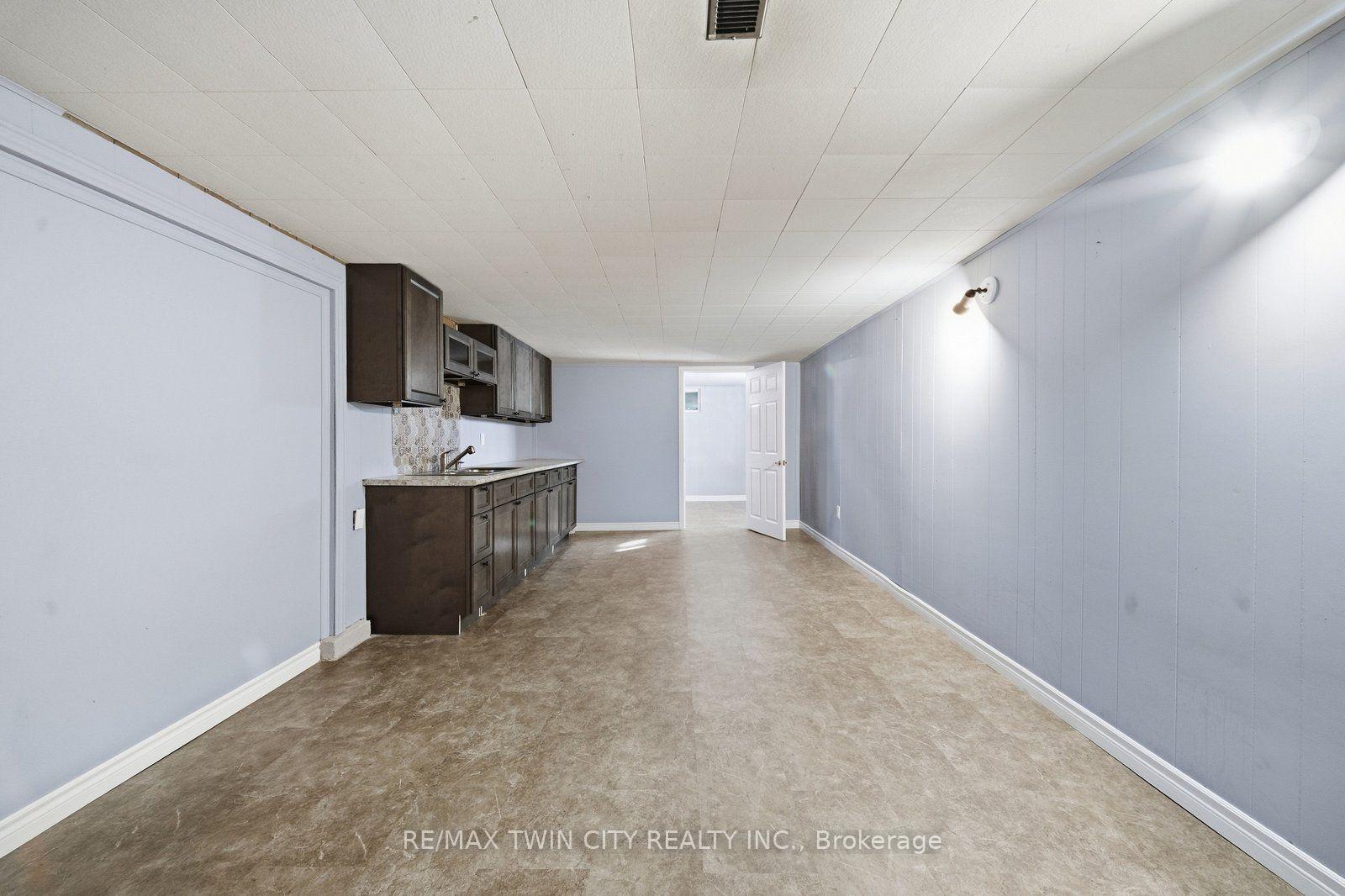 Photo 22 of 146 Superior Street, Brantford, Eagle Place East — HOMEH