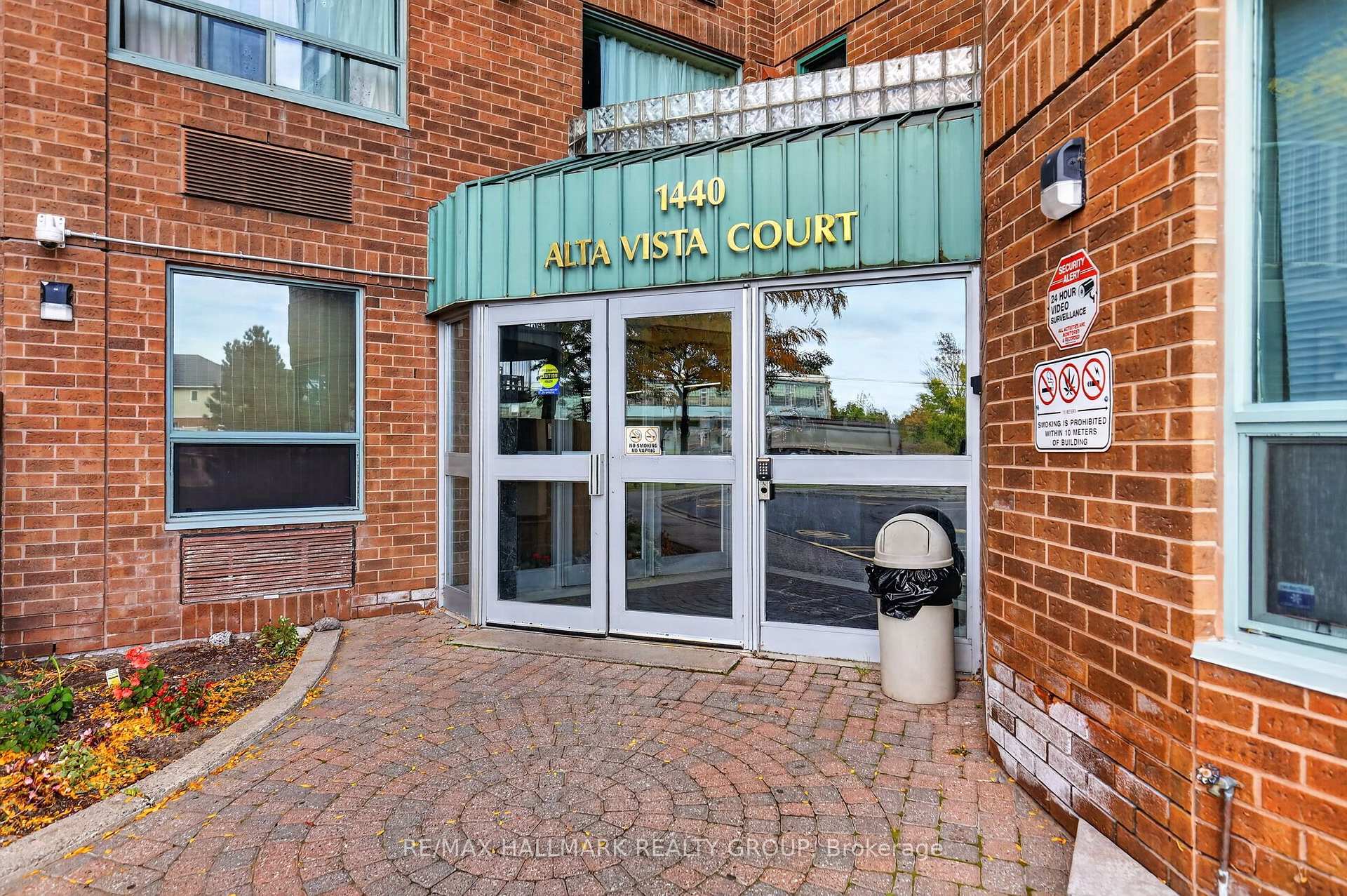 Photo 2 of Unit 701, 1440 Heron Road, Ottawa, Heron Gate — HOMEH