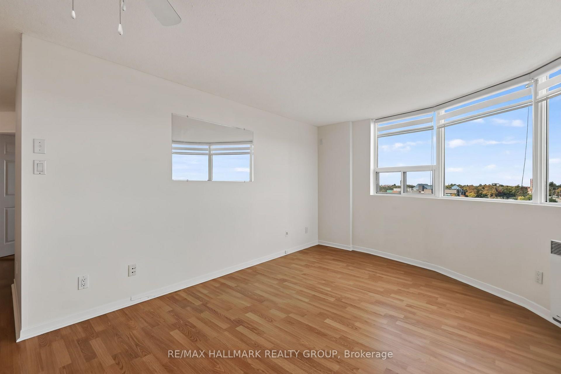 Photo 14 of Unit 701, 1440 Heron Road, Ottawa, Heron Gate — HOMEH