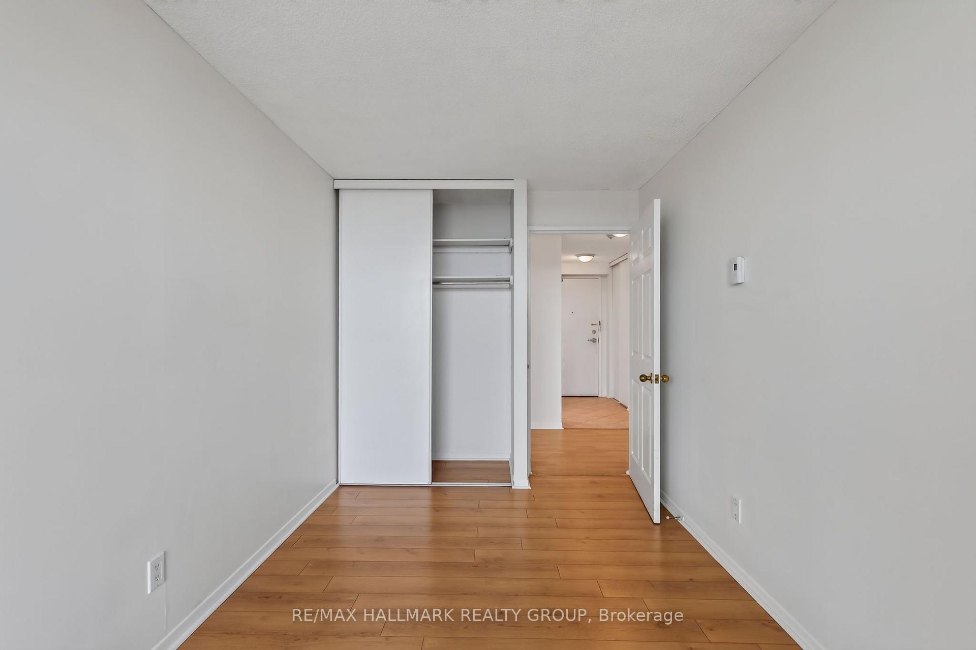 Photo 19 of Unit 701, 1440 Heron Road, Ottawa, Heron Gate — HOMEH