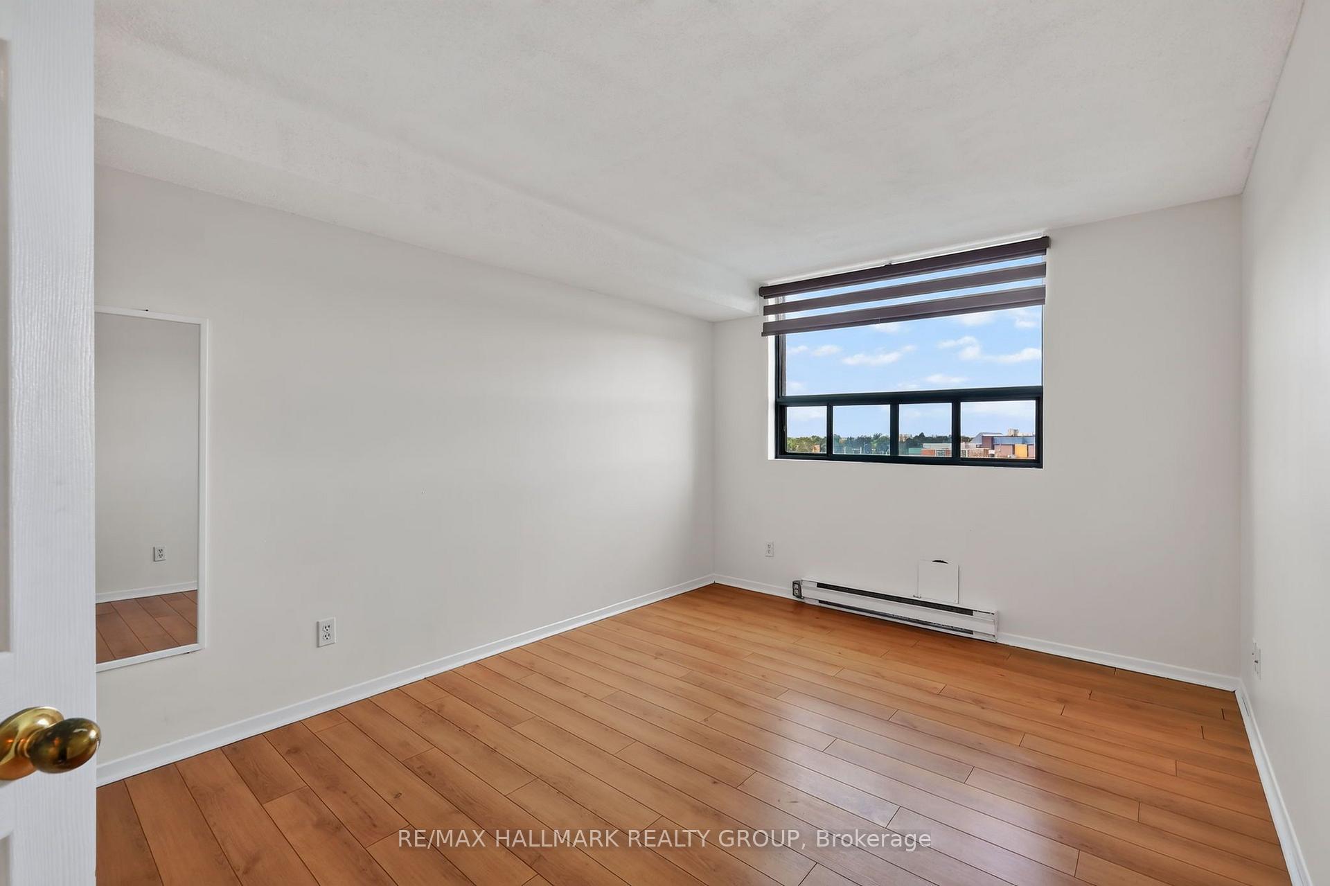 Photo 23 of Unit 701, 1440 Heron Road, Ottawa, Heron Gate — HOMEH