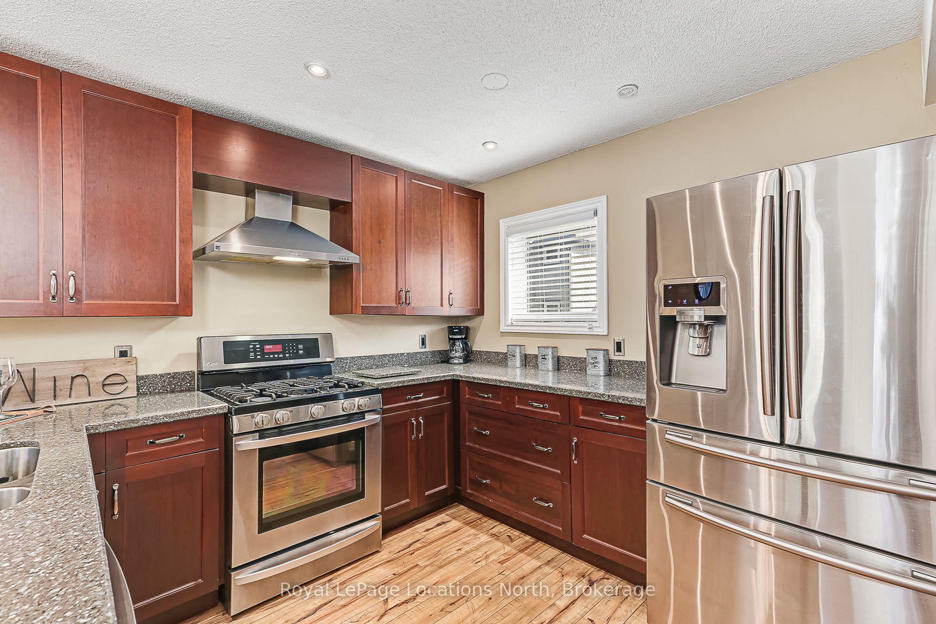 Photo 7 of Unit 1, 820 Suncrest Circle, Collingwood — HOMEH