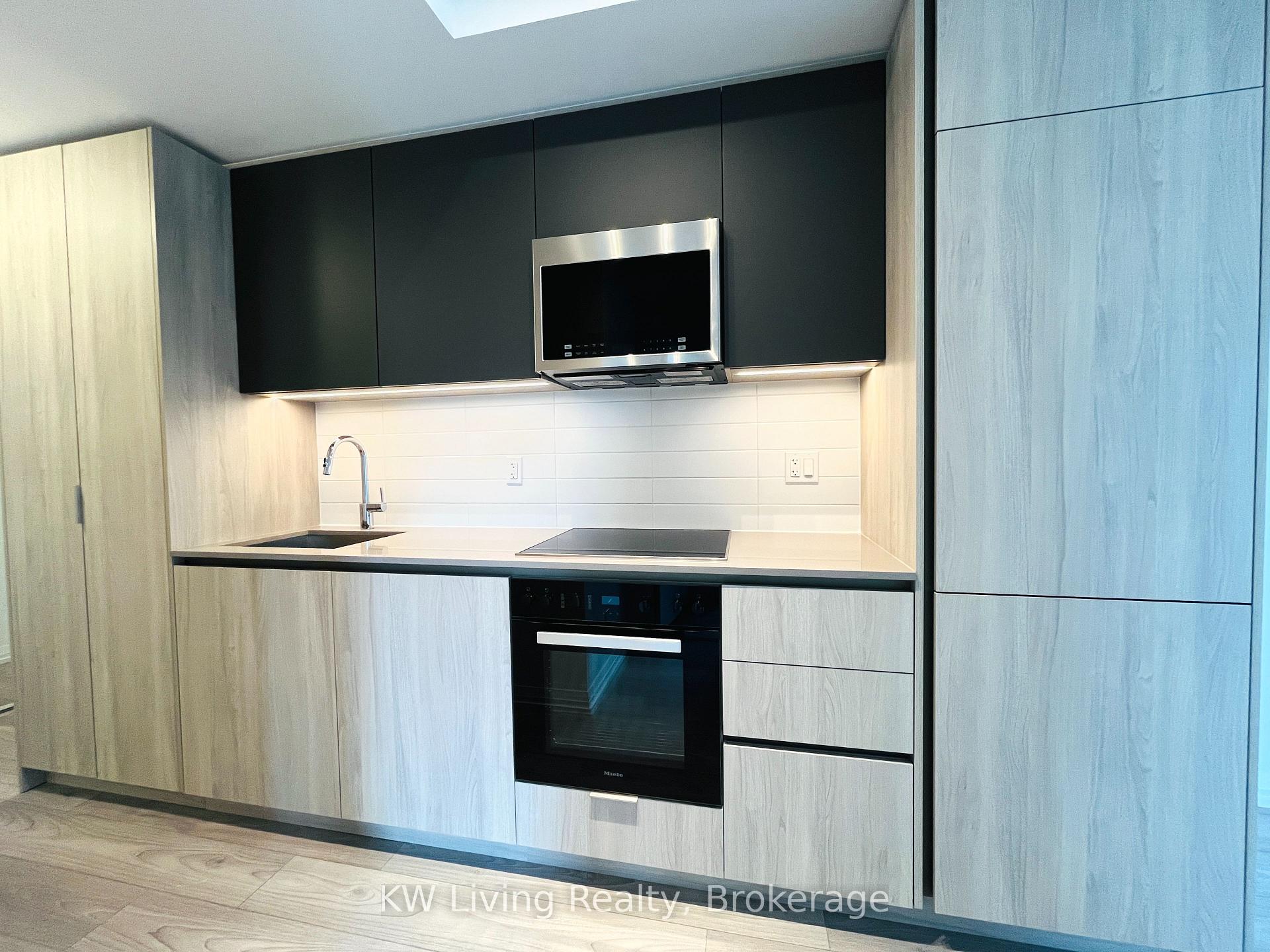 Photo 3 of Unit 2622, 400 King Street W, Toronto, Waterfront Communities — HOMEH