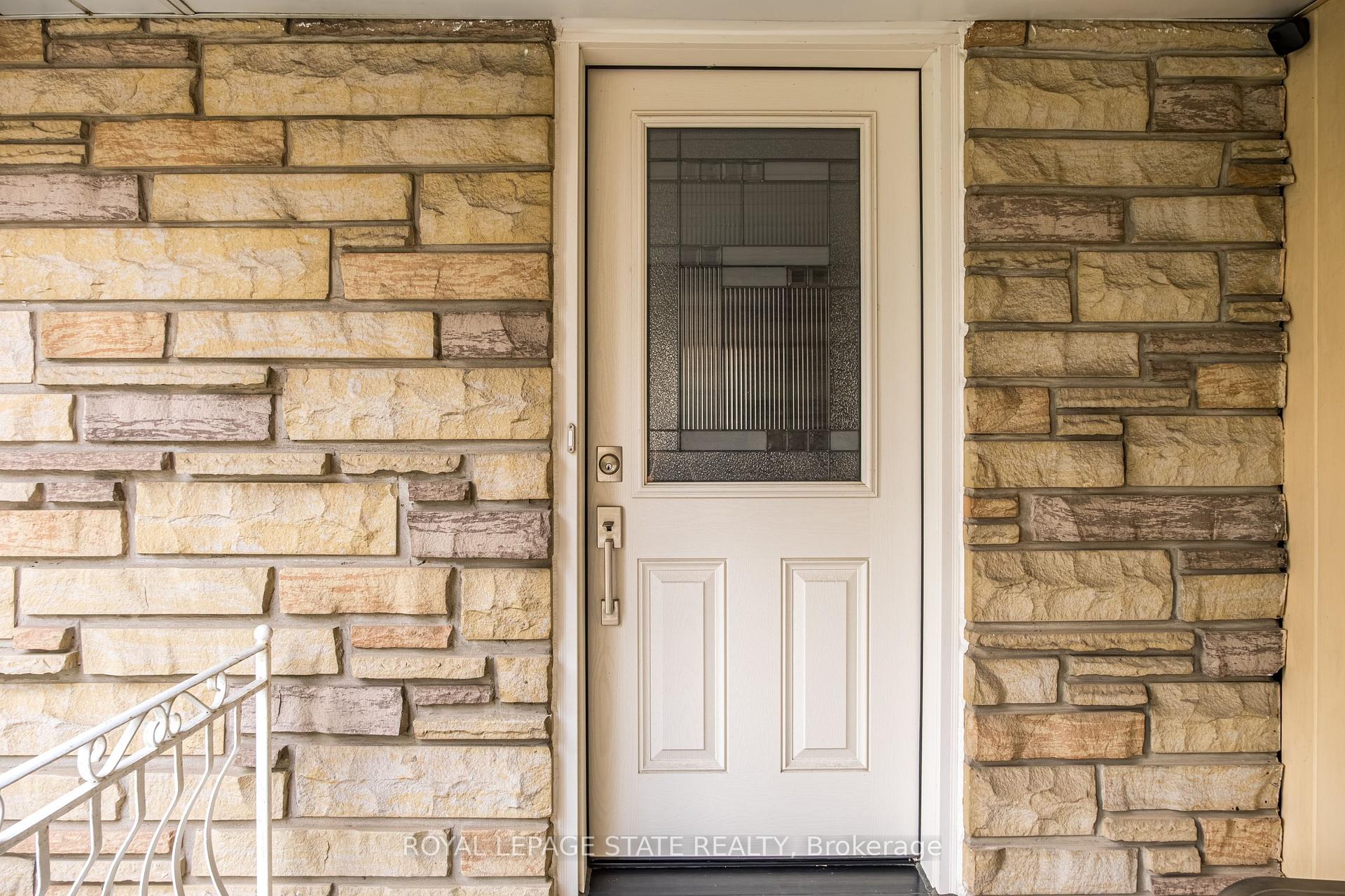 Photo 7 of 14 Woodside Drive, Hamilton, Sherwood — HOMEH