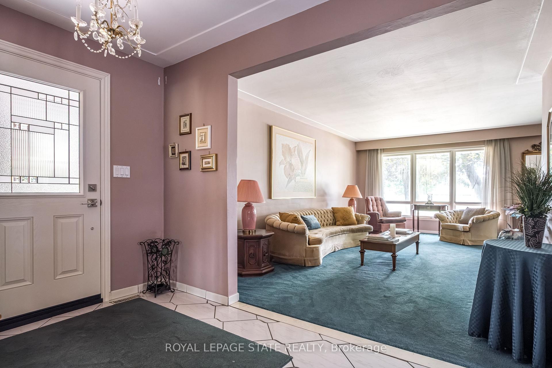 Photo 8 of 14 Woodside Drive, Hamilton, Sherwood — HOMEH