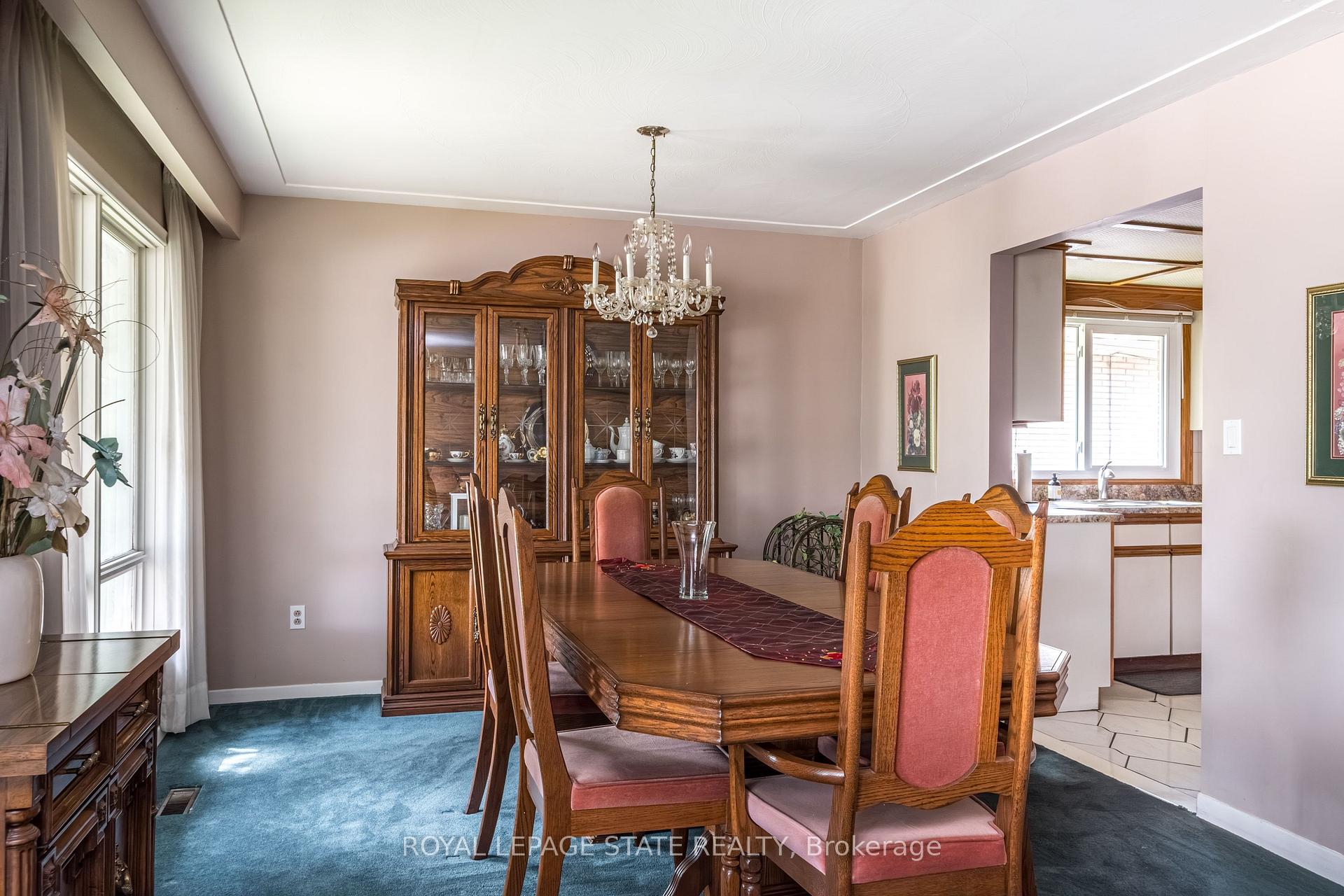 Photo 11 of 14 Woodside Drive, Hamilton, Sherwood — HOMEH