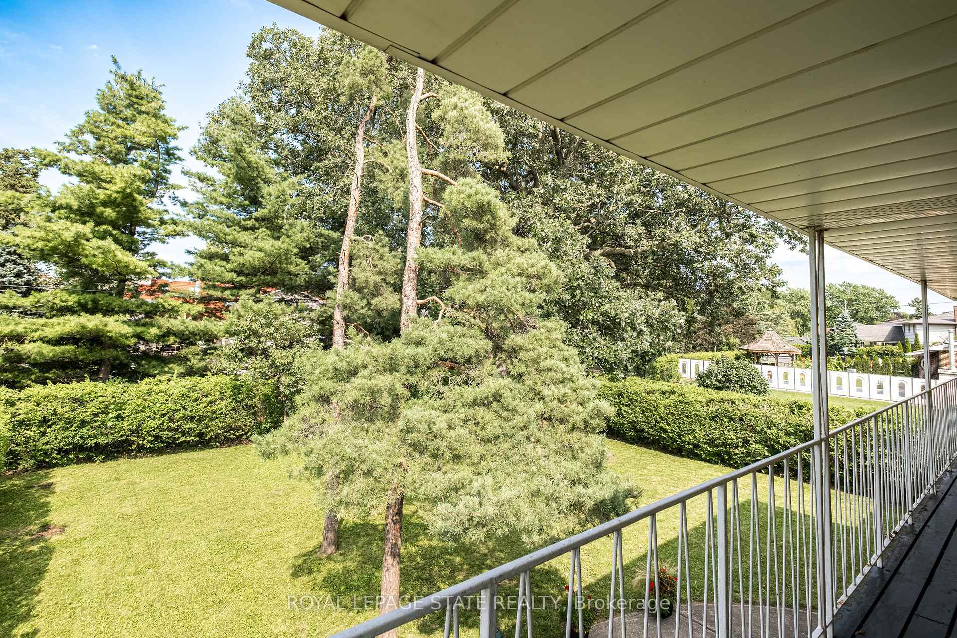 Photo 18 of 14 Woodside Drive, Hamilton, Sherwood — HOMEH