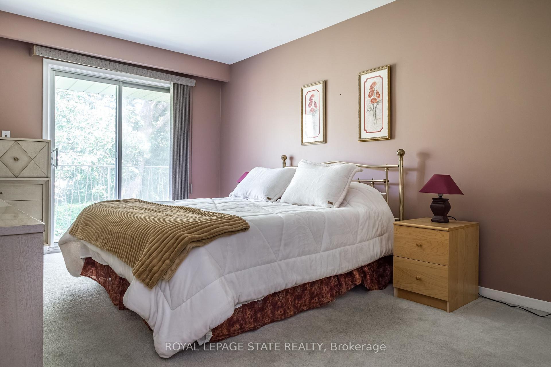 Photo 20 of 14 Woodside Drive, Hamilton, Sherwood — HOMEH