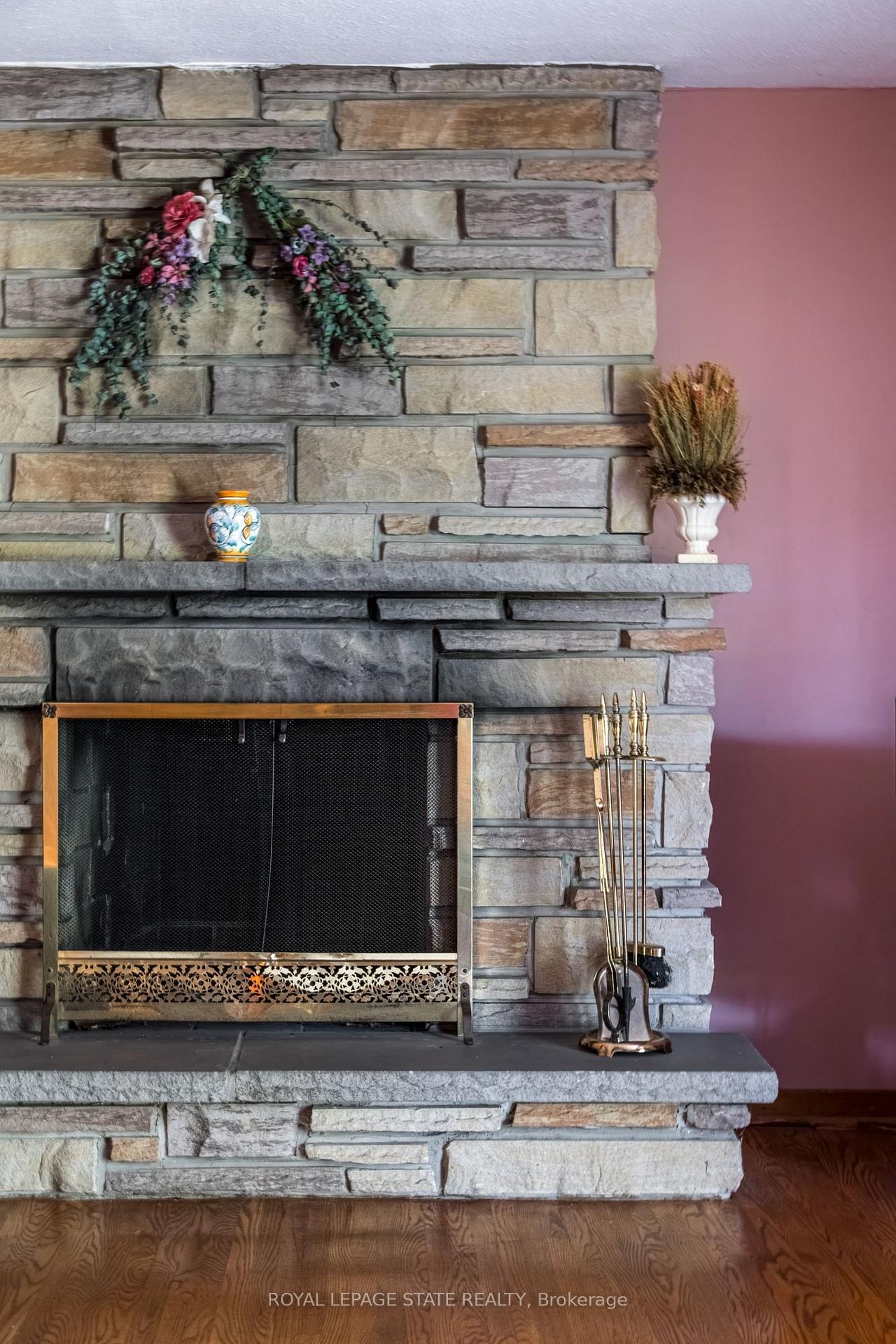 Photo 25 of 14 Woodside Drive, Hamilton, Sherwood — HOMEH