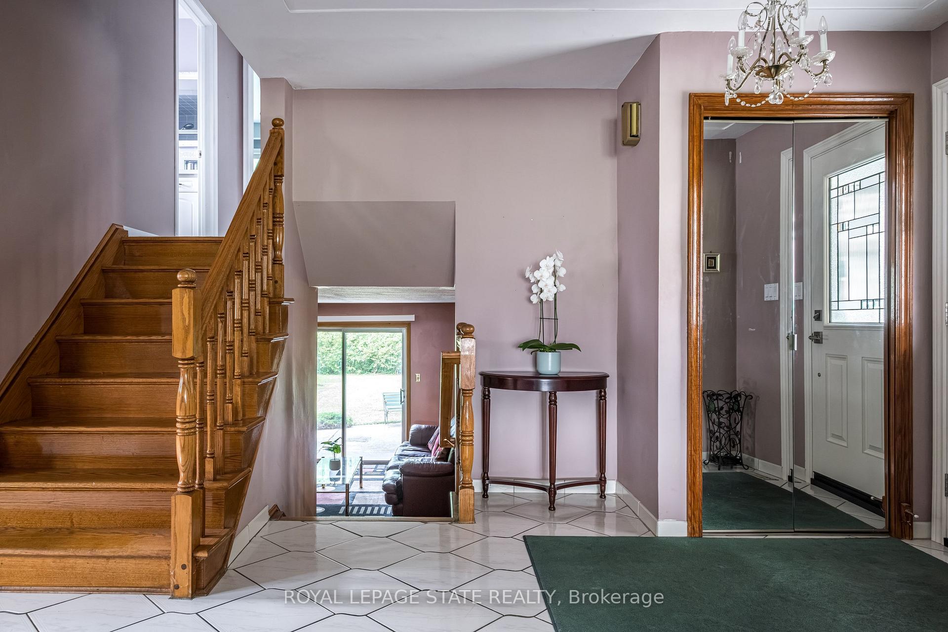 Photo 26 of 14 Woodside Drive, Hamilton, Sherwood — HOMEH