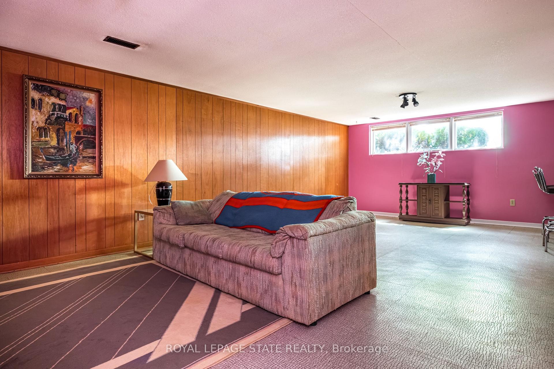 Photo 32 of 14 Woodside Drive, Hamilton, Sherwood — HOMEH