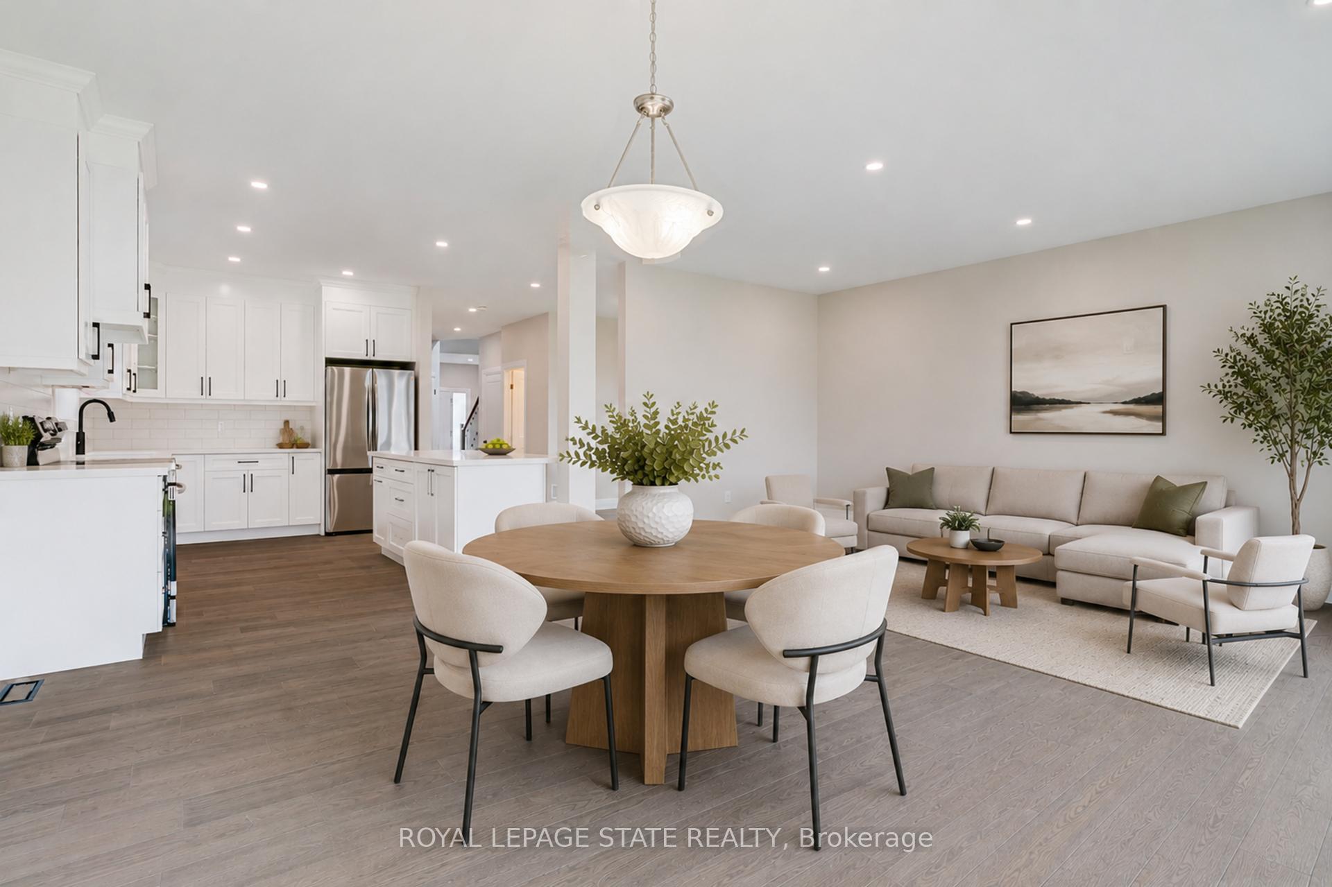 Photo 4 of 39 Norwich Road, Hamilton, Stoney Creek — HOMEH