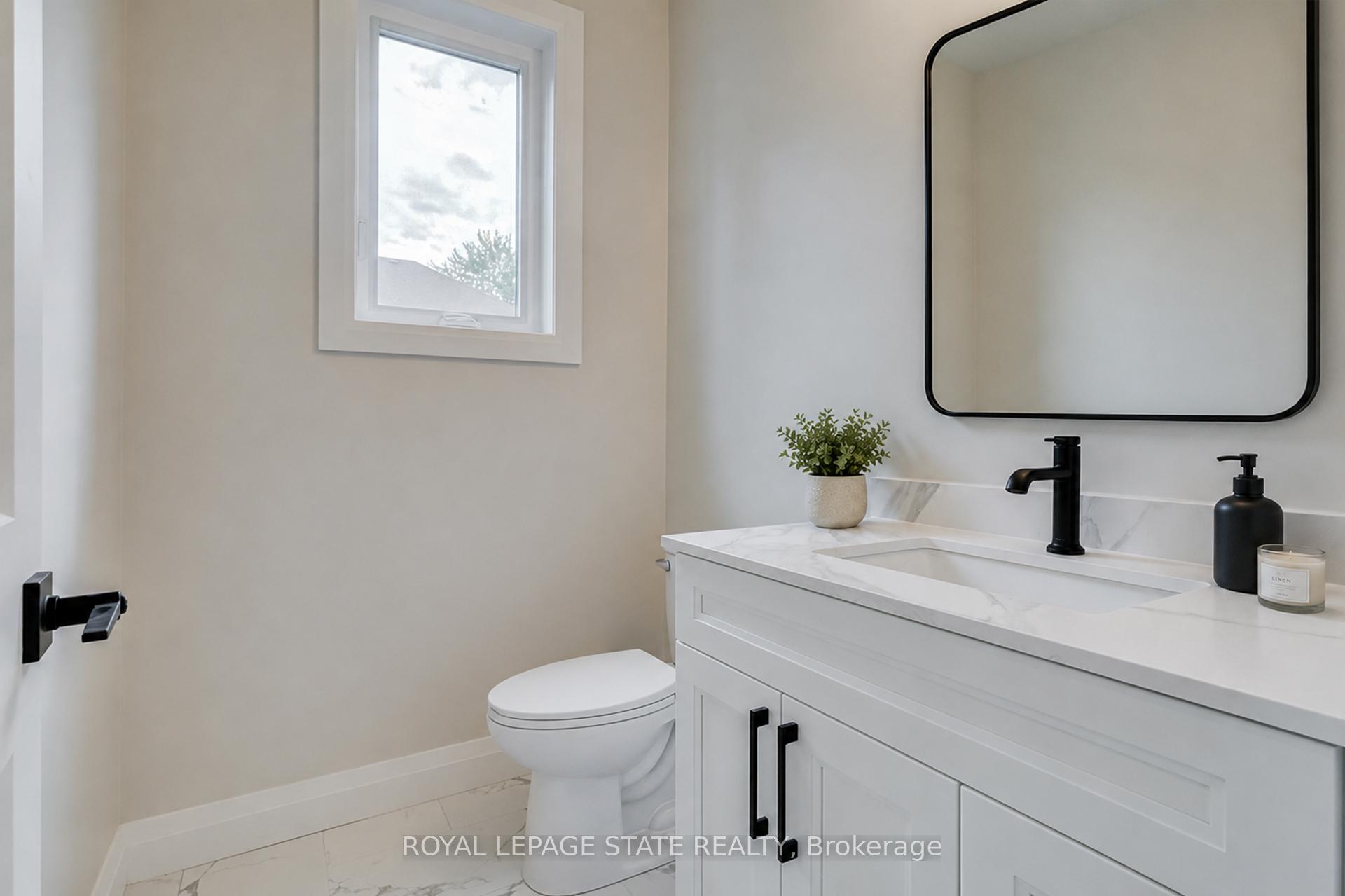 Photo 15 of 39 Norwich Road, Hamilton, Stoney Creek — HOMEH
