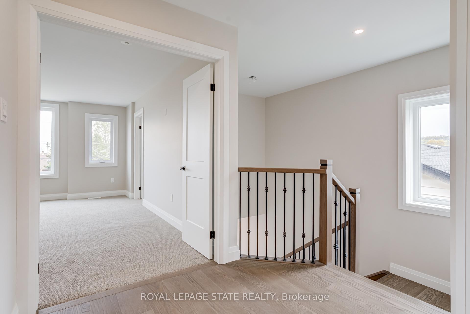 Photo 17 of 39 Norwich Road, Hamilton, Stoney Creek — HOMEH