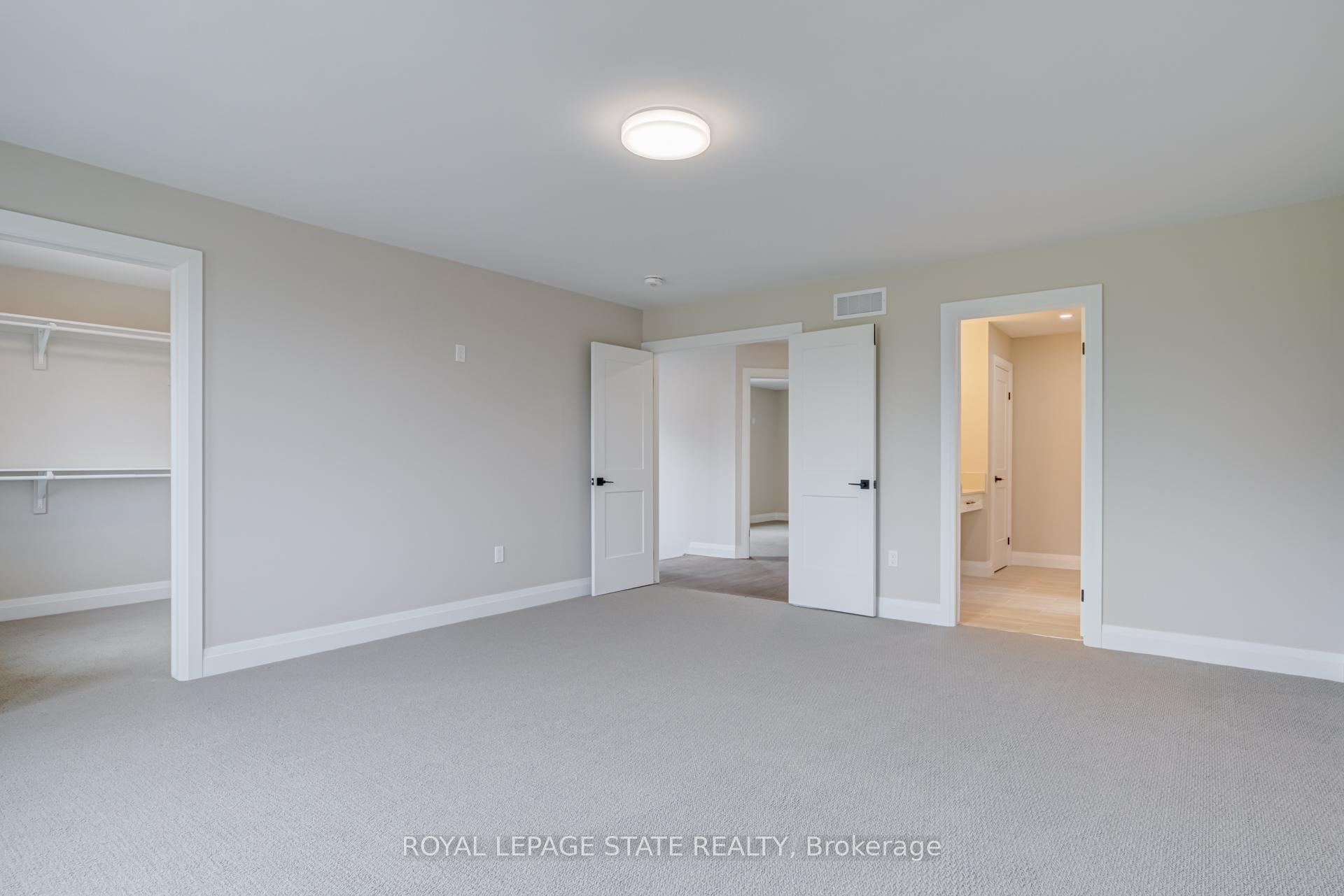 Photo 19 of 39 Norwich Road, Hamilton, Stoney Creek — HOMEH