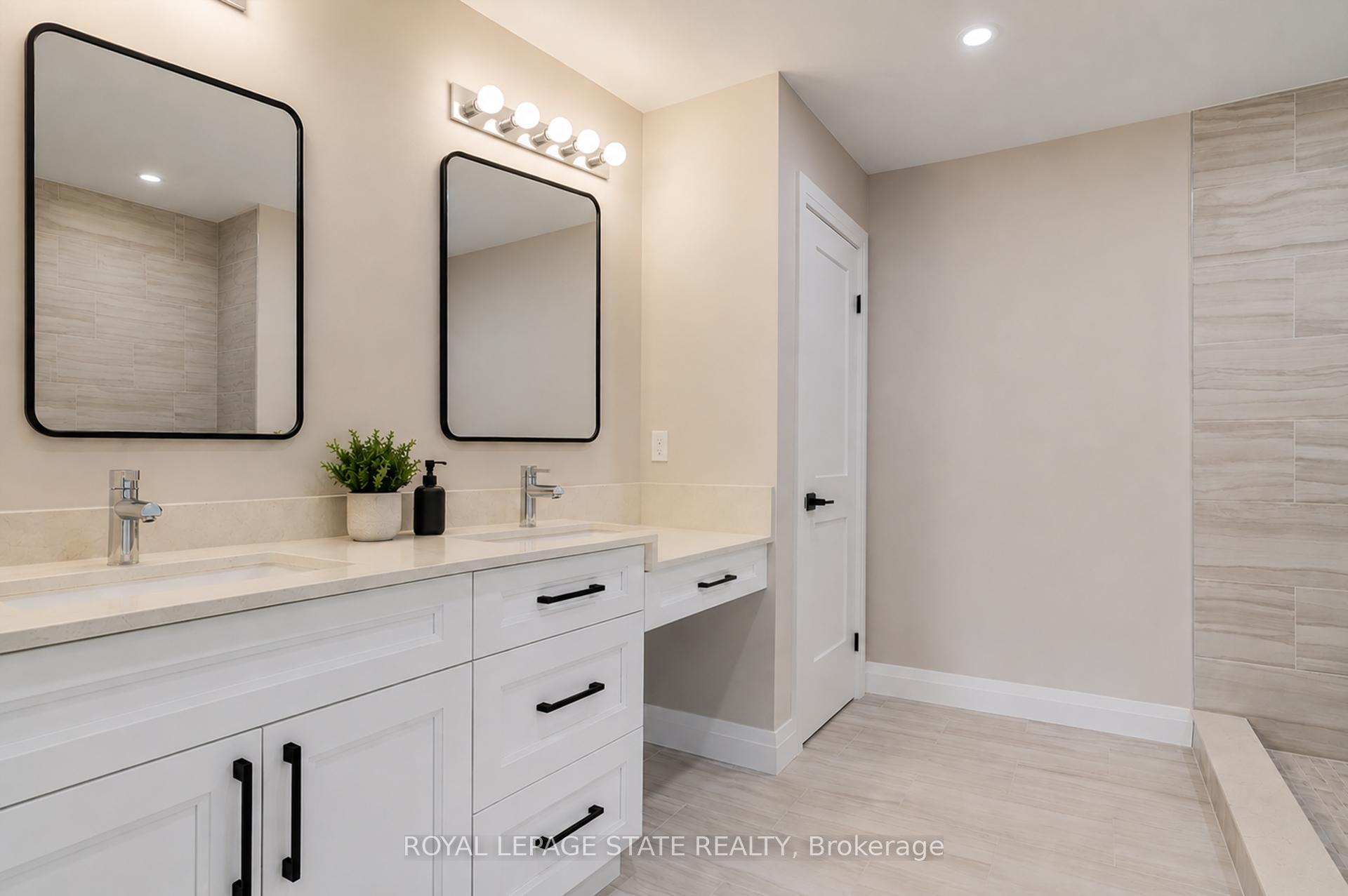 Photo 20 of 39 Norwich Road, Hamilton, Stoney Creek — HOMEH