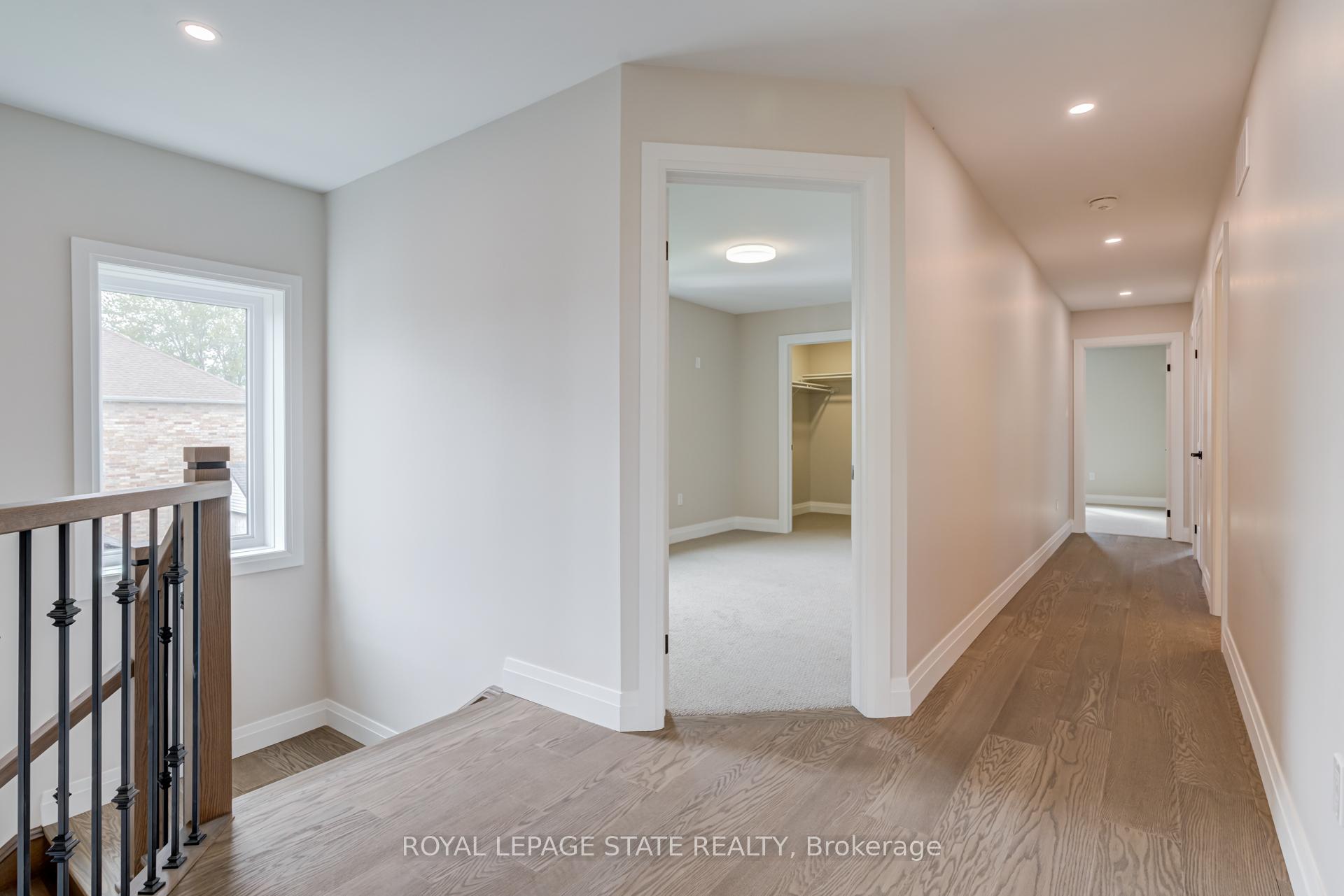 Photo 24 of 39 Norwich Road, Hamilton, Stoney Creek — HOMEH