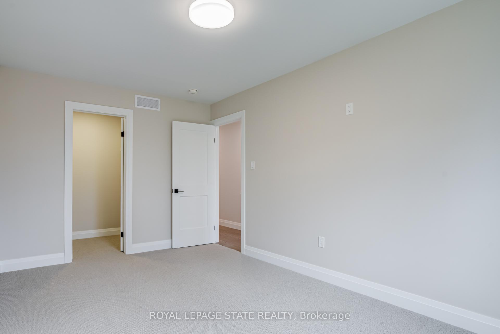 Photo 29 of 39 Norwich Road, Hamilton, Stoney Creek — HOMEH