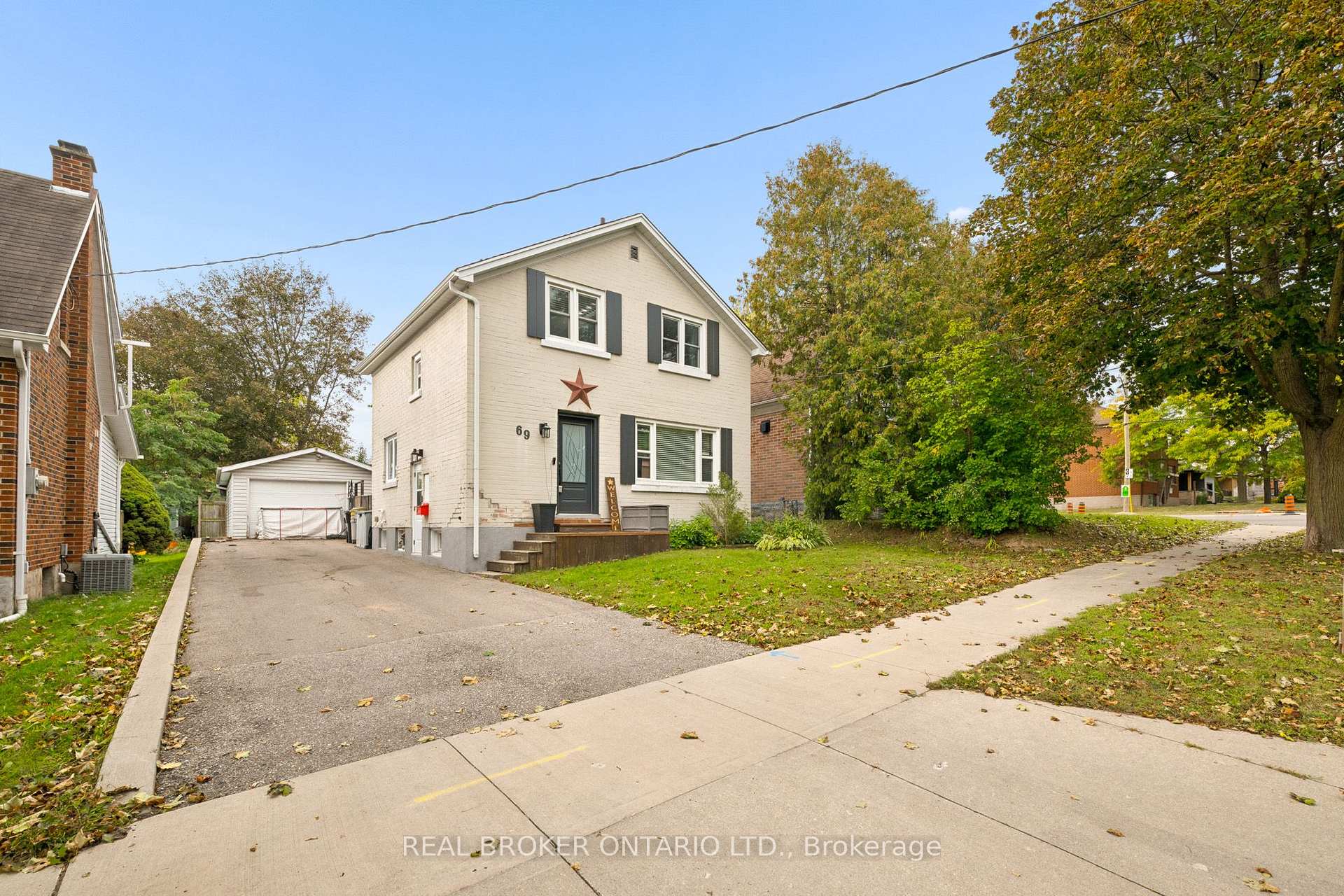 Photo 3 of 69 Talbot Street, Kitchener, Cherry Hill — HOMEH