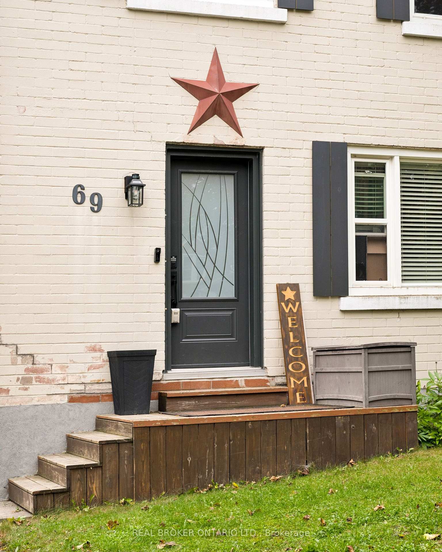 Photo 5 of 69 Talbot Street, Kitchener, Cherry Hill — HOMEH