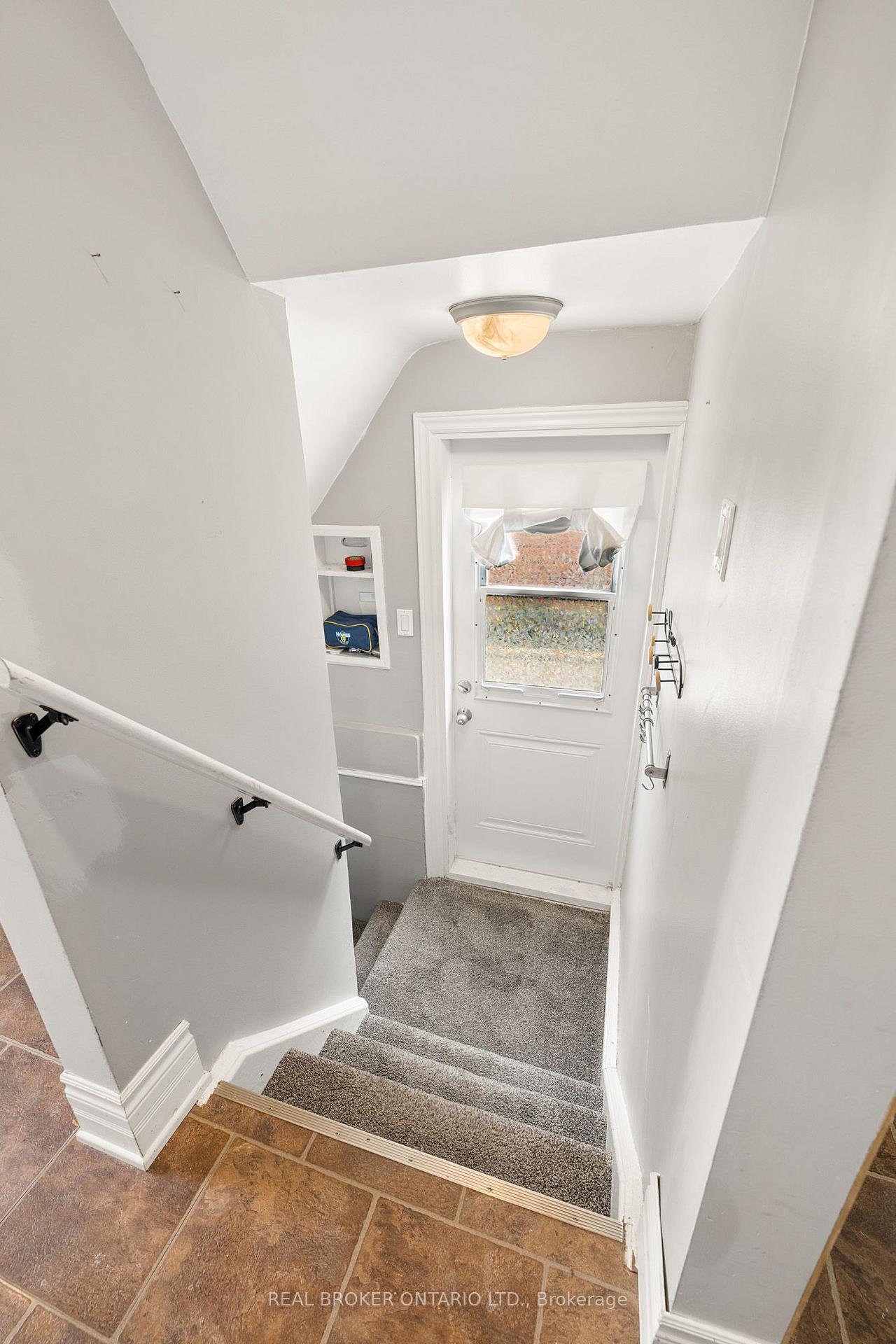 Photo 8 of 69 Talbot Street, Kitchener, Cherry Hill — HOMEH