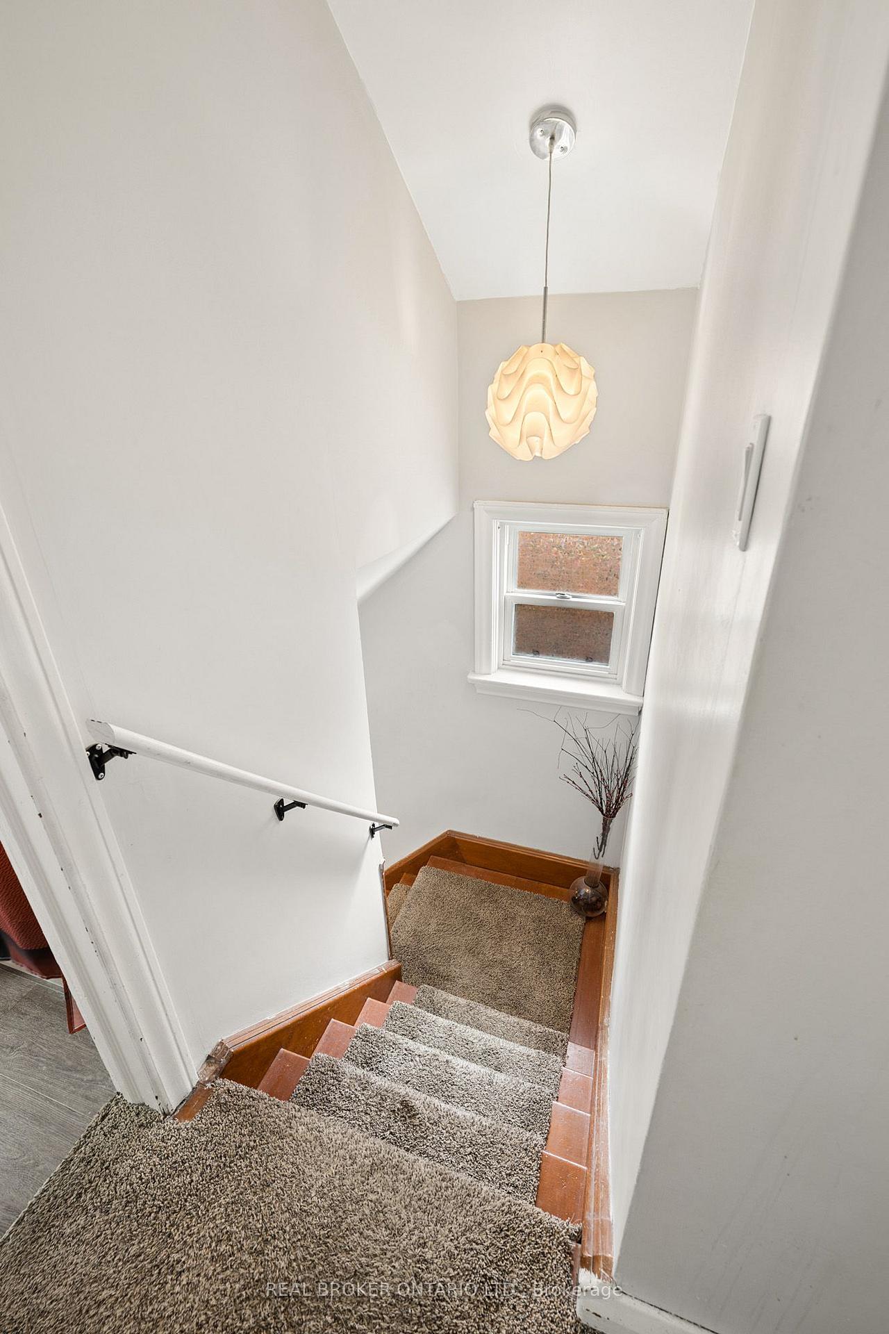 Photo 18 of 69 Talbot Street, Kitchener, Cherry Hill — HOMEH