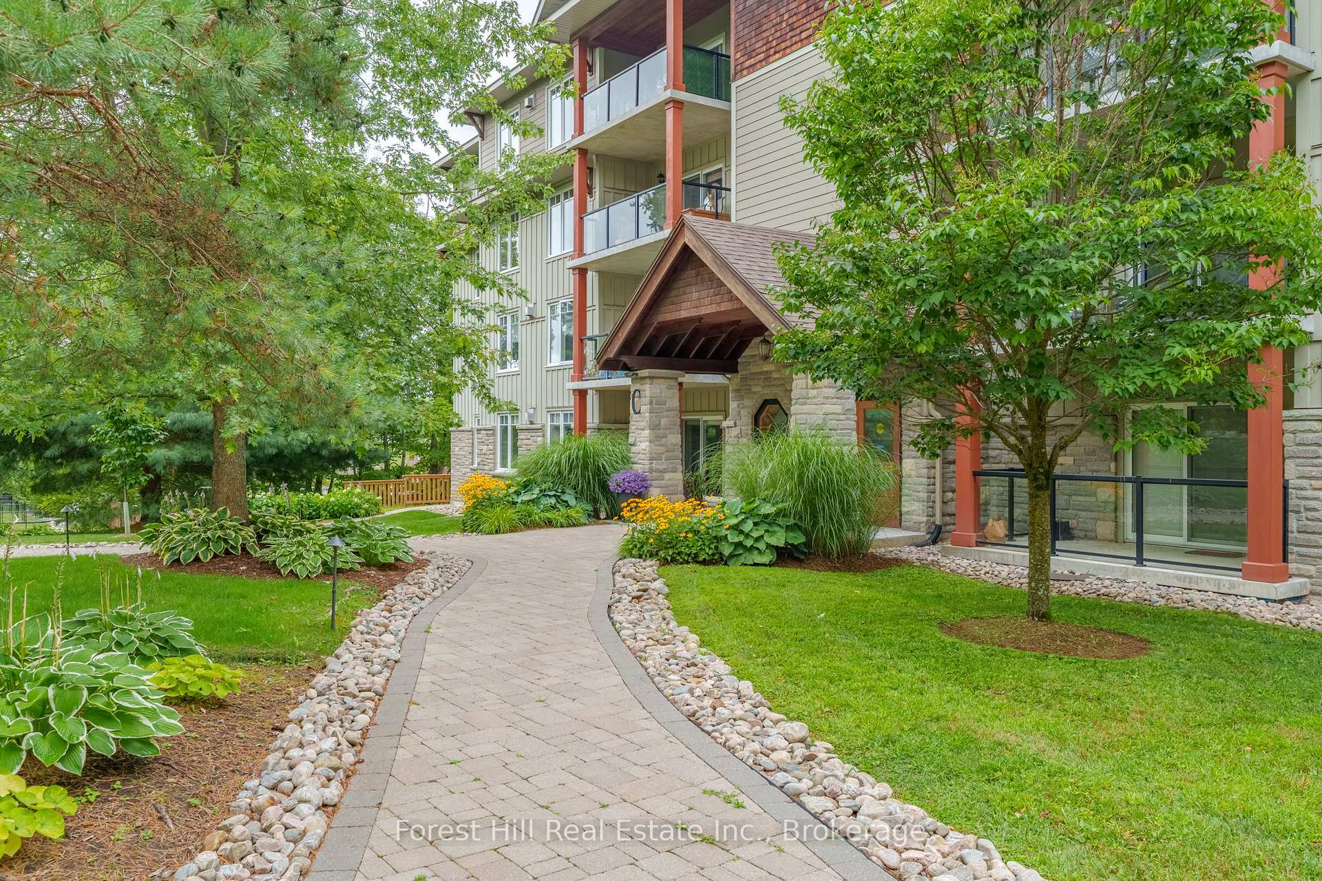 Photo 4 of Unit 204, 391C Manitoba Street, Bracebridge, Macaulay — HOMEH