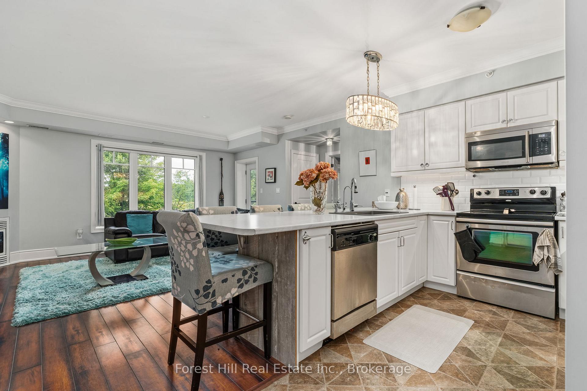 Photo 14 of Unit 204, 391C Manitoba Street, Bracebridge, Macaulay — HOMEH
