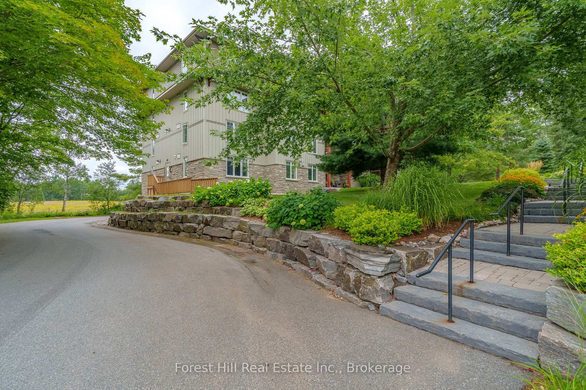 Photo 42 of Unit 204, 391C Manitoba Street, Bracebridge, Macaulay — HOMEH